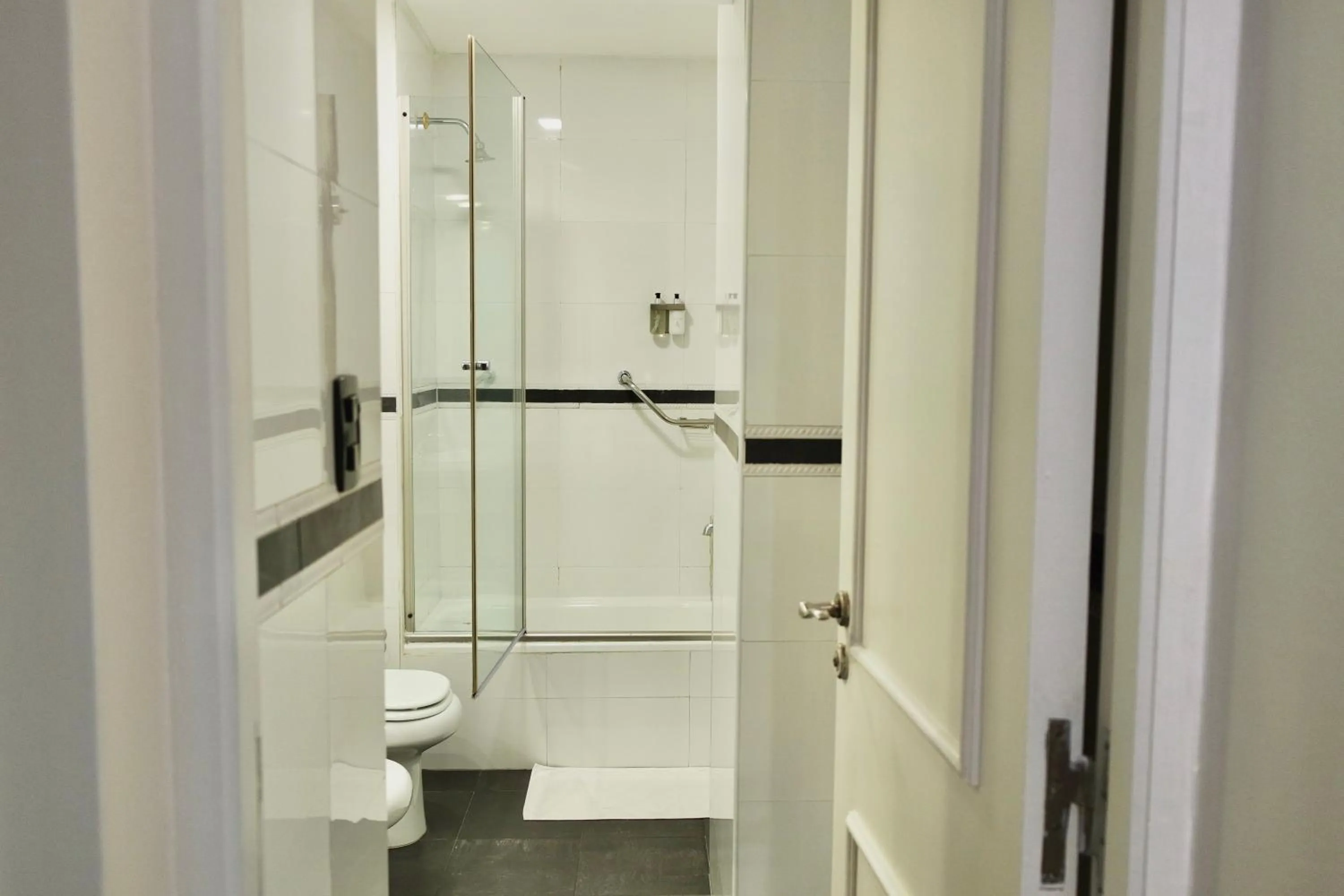 Bathroom in Hotel Almería