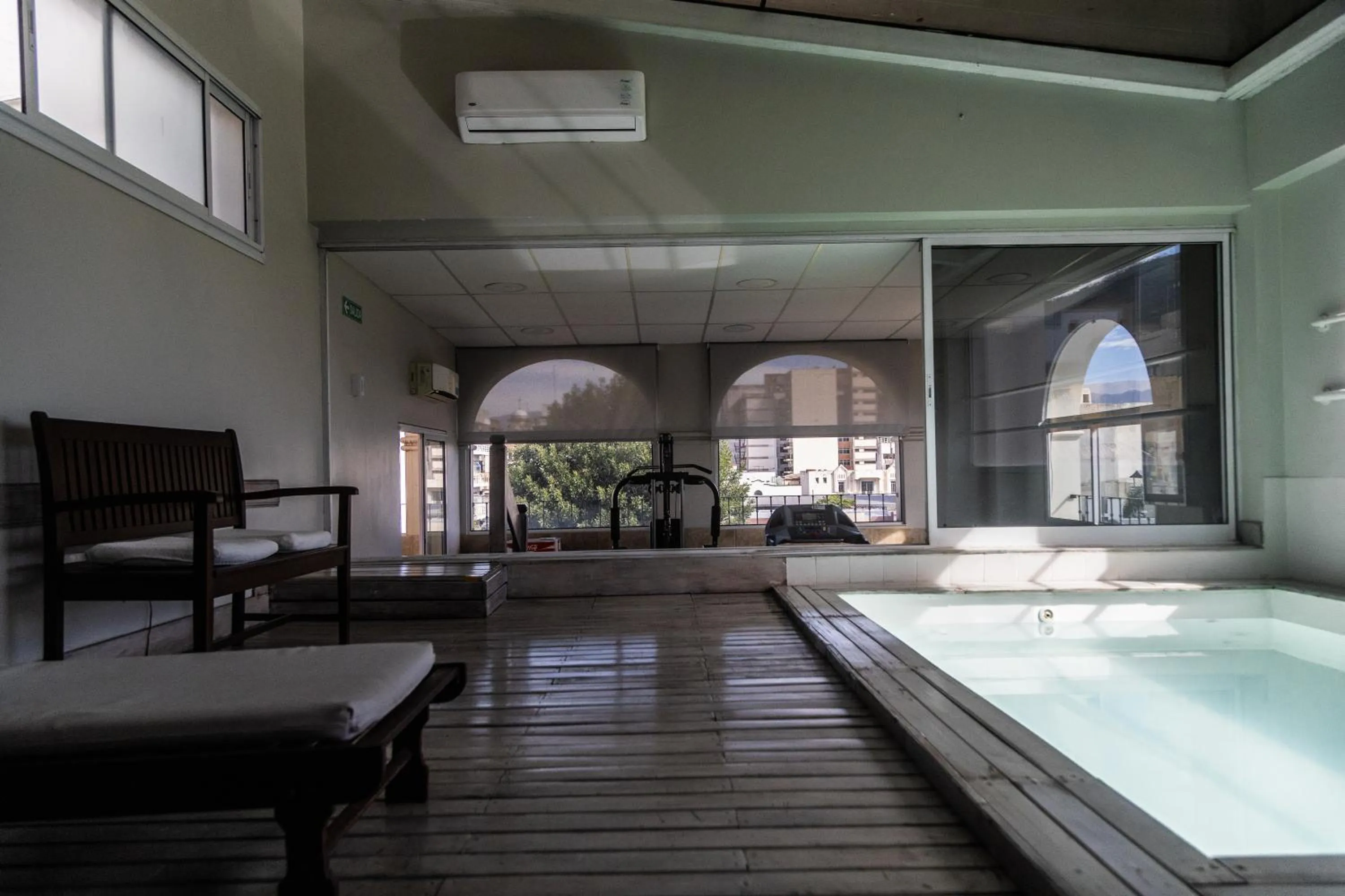 Swimming pool in Hotel Almería