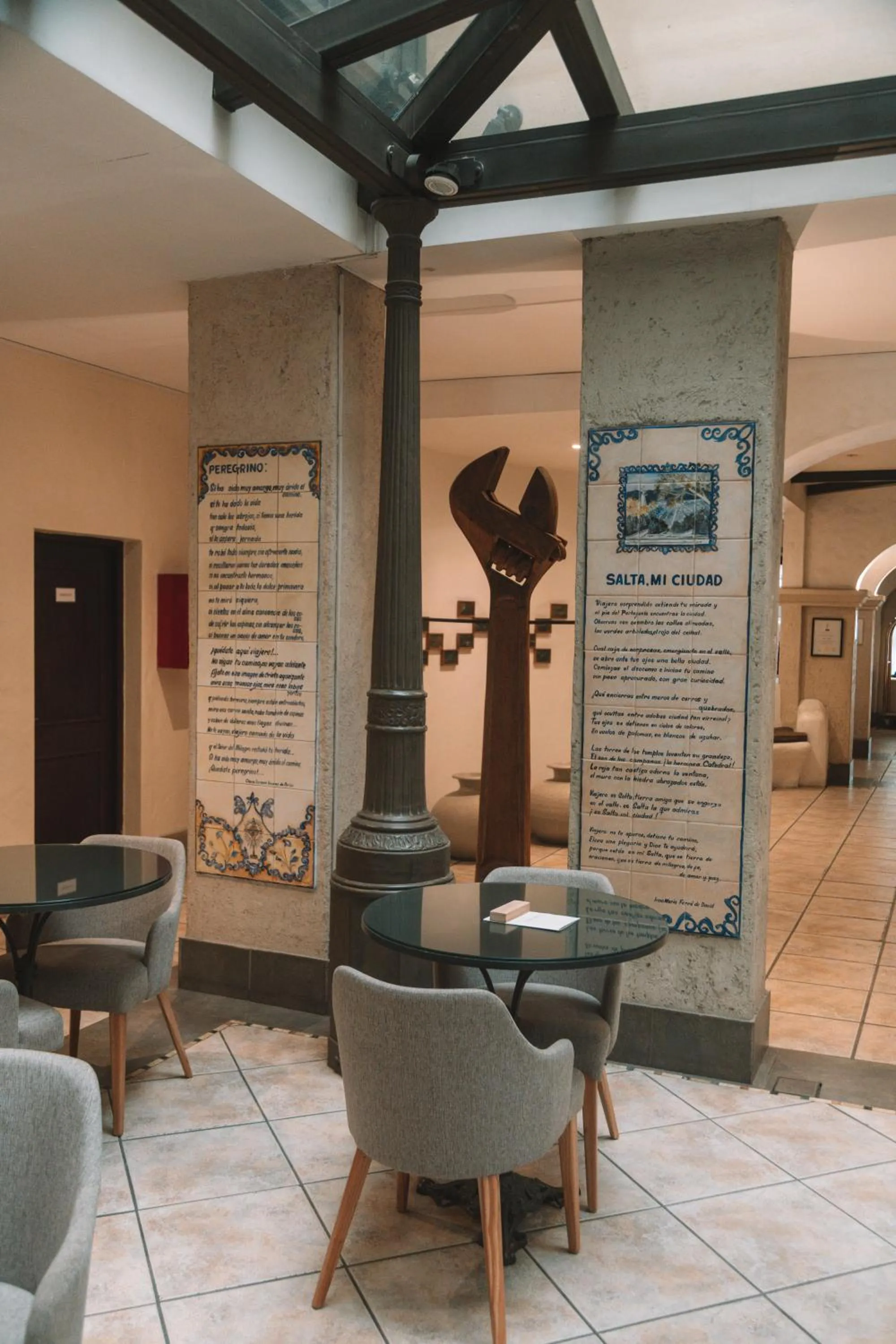 Living room in Hotel Almería