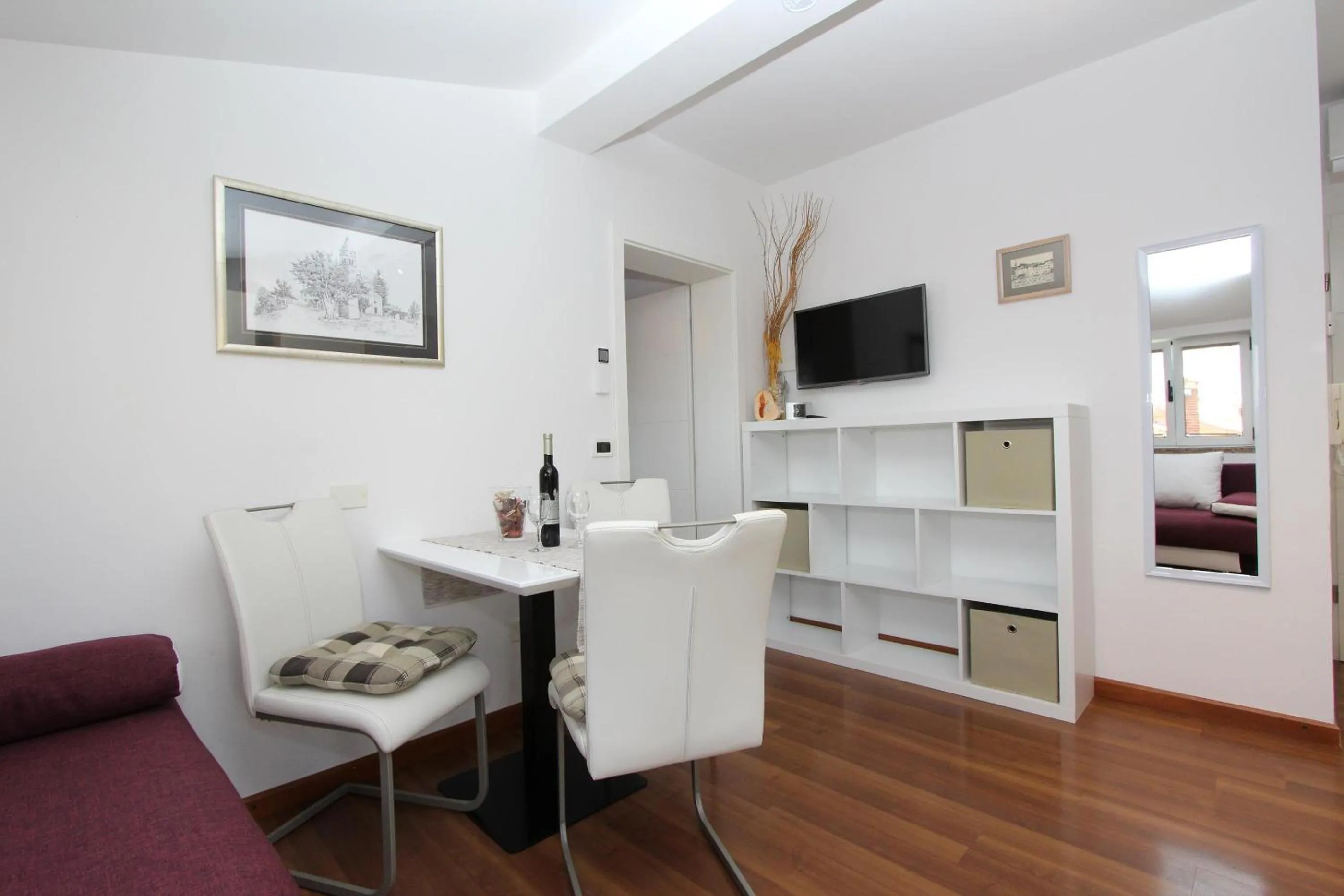 Dining area in Apartments Tanja