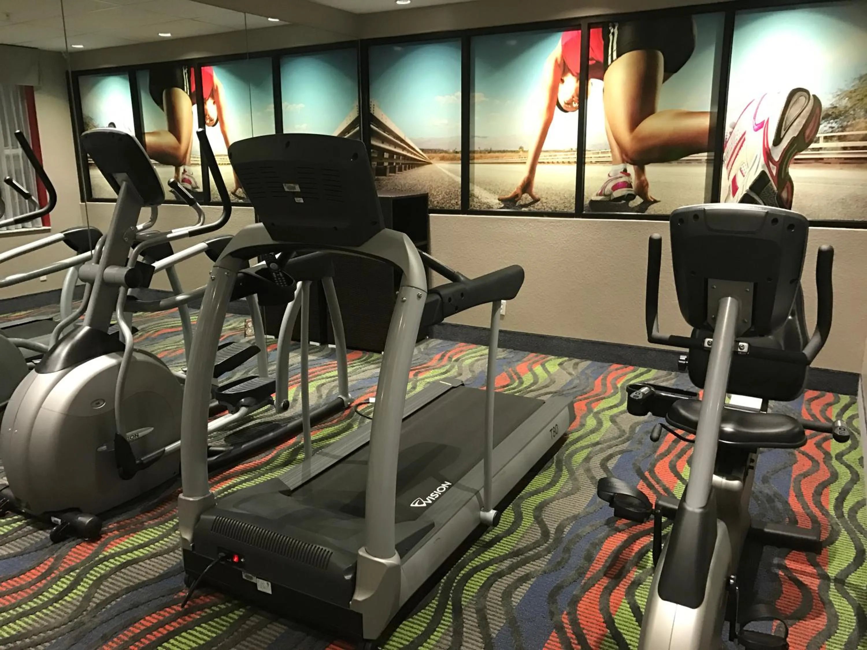 Fitness centre/facilities in Days Inn & Suites by Wyndham Fort Myers Near JetBlue Park