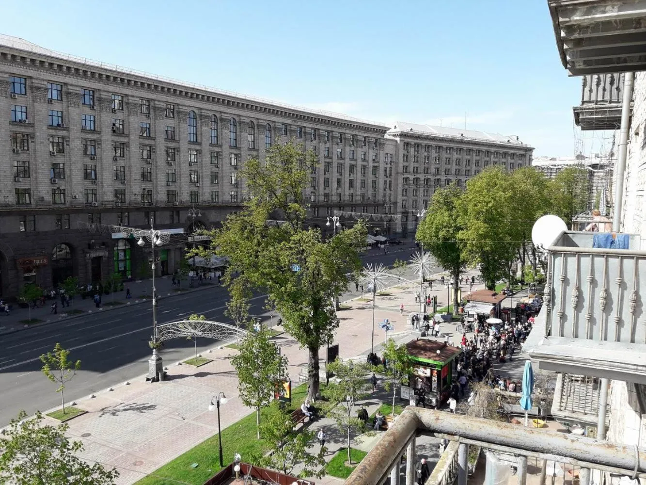 VIP apartment. Kreshatik, Maidan Nezavisimosti.