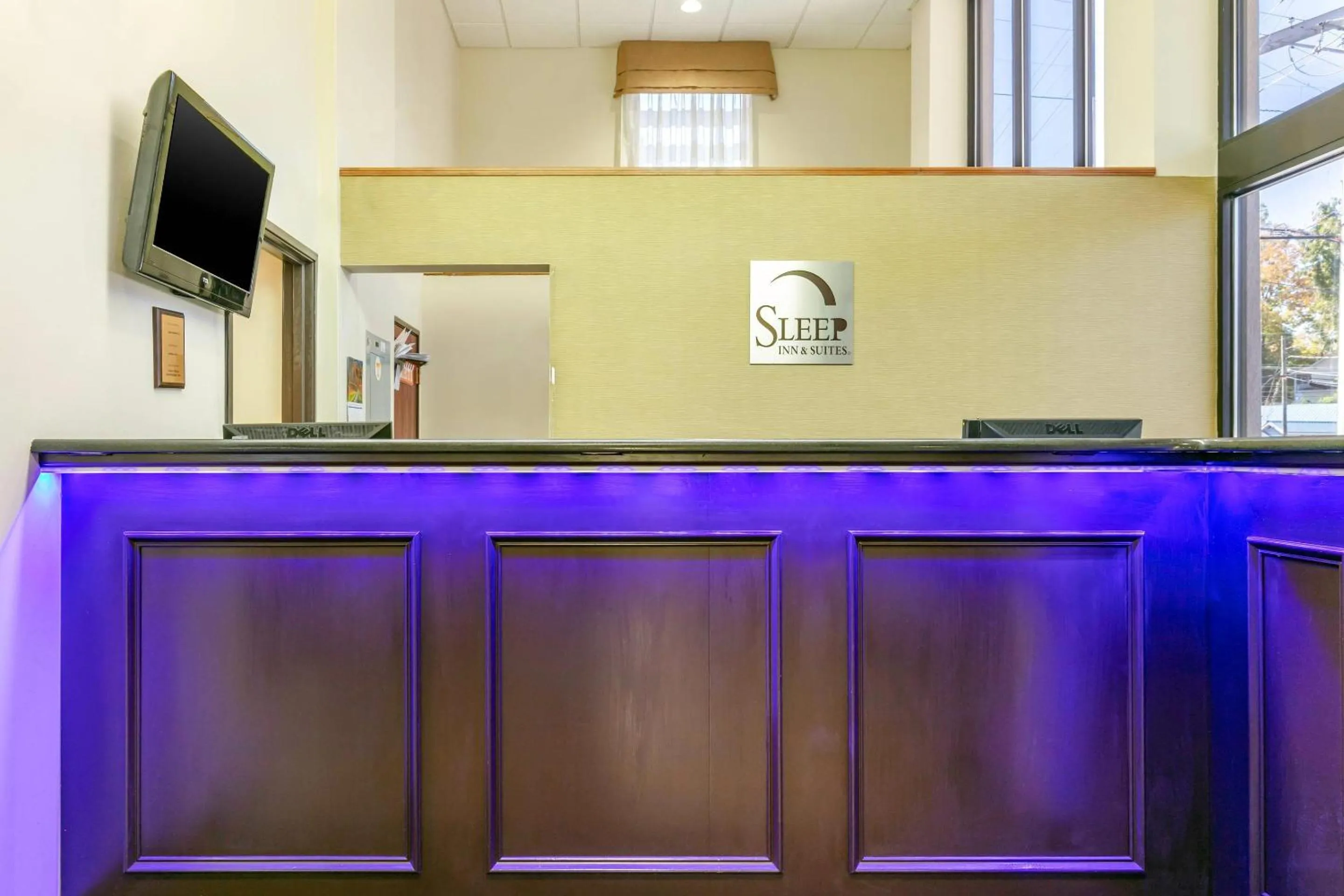 Lobby or reception in Sleep Inn & Suites near Sports World Blvd