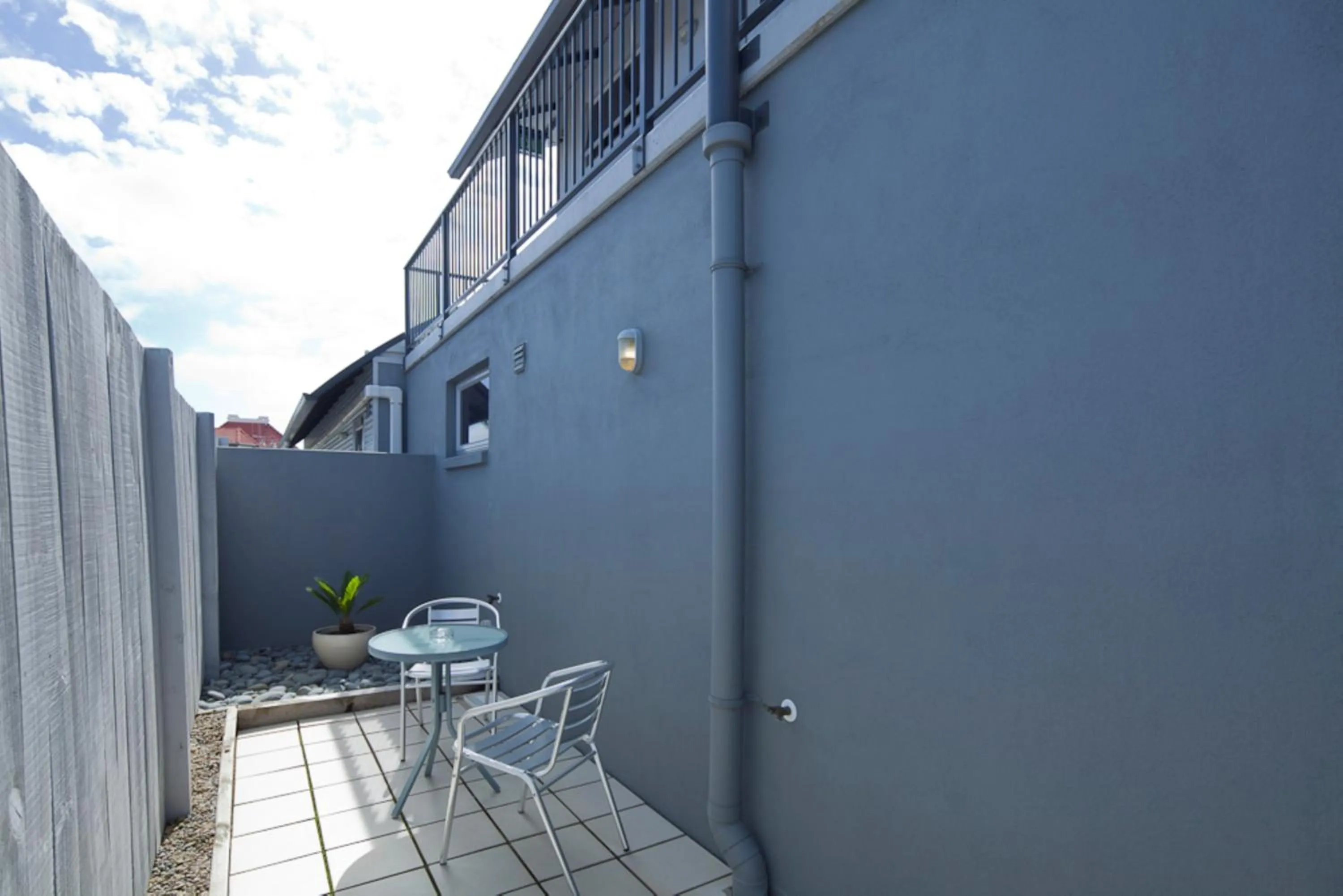 Day in Atrium On Ulster