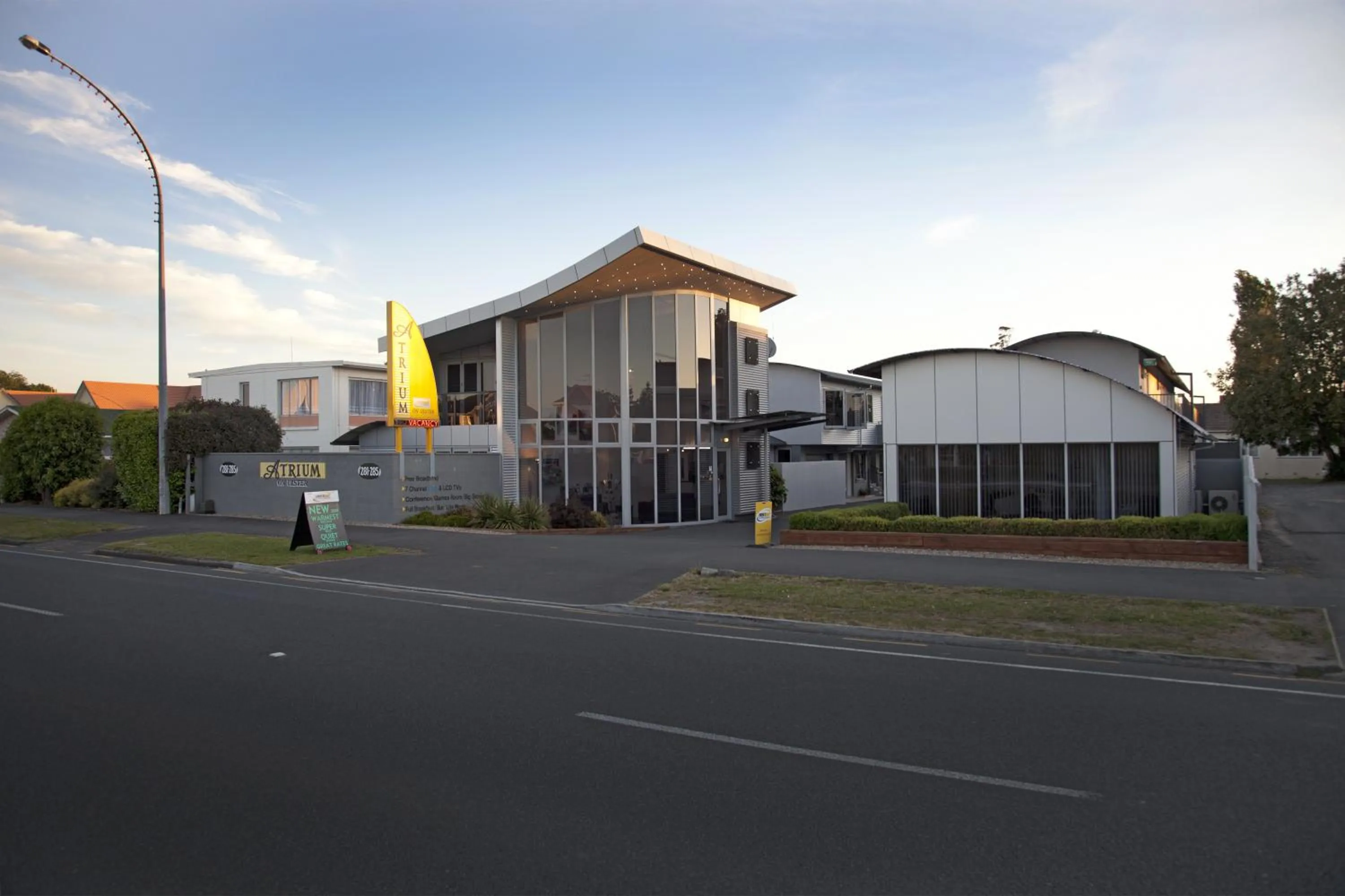 Property building in Atrium On Ulster