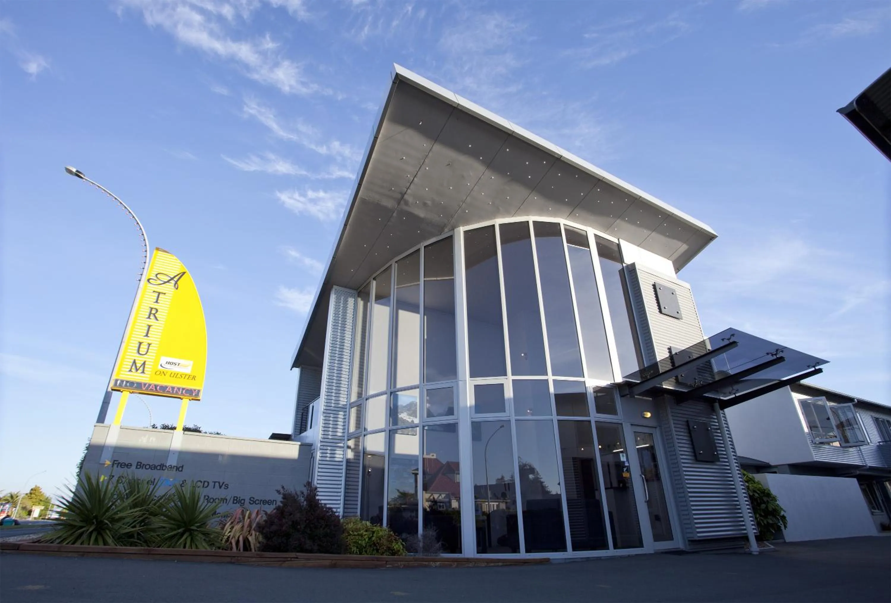 Facade/entrance in Atrium On Ulster