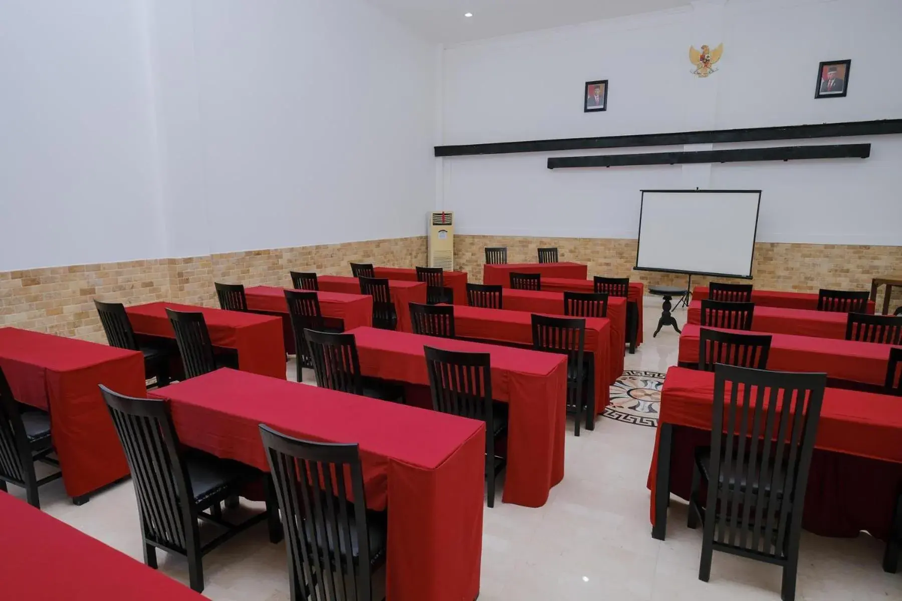 Banquet/Function facilities in The Grand Palace Hotel Yogyakarta