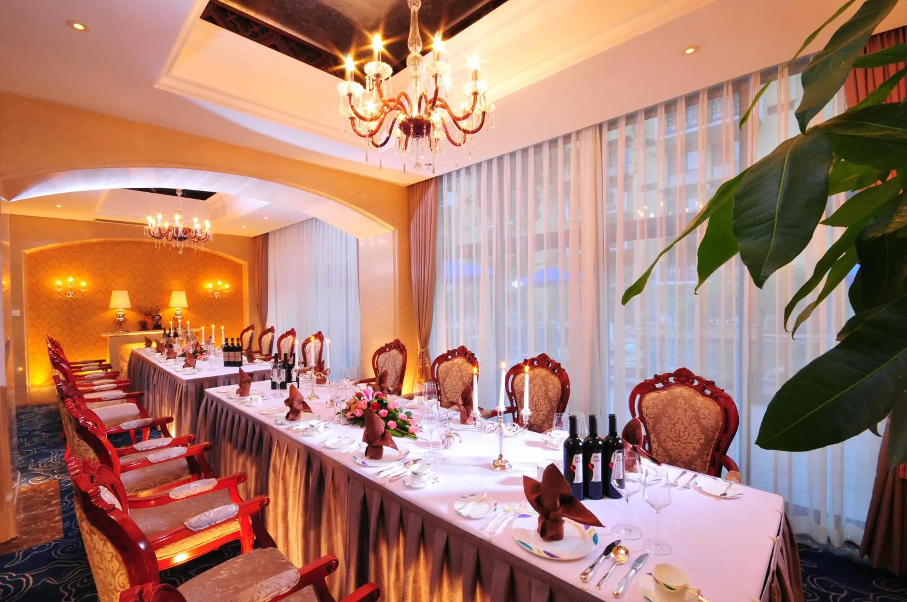 Restaurant/places to eat in Jianguo Hotel Xi'an Restaurant/places to eat in Jianguo Hotel Xi'an