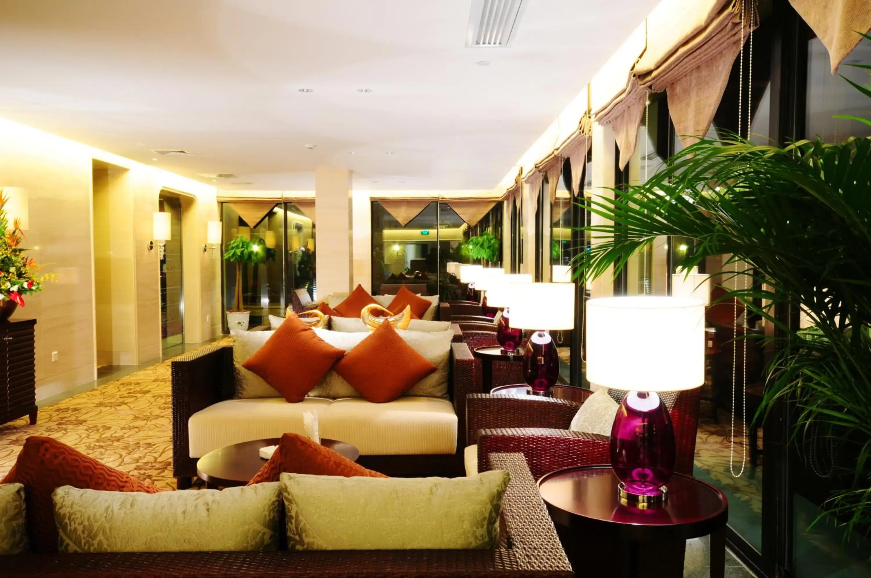 Lounge or bar in Jianguo Hotel Xi'an Lounge or bar in Jianguo Hotel Xi'an