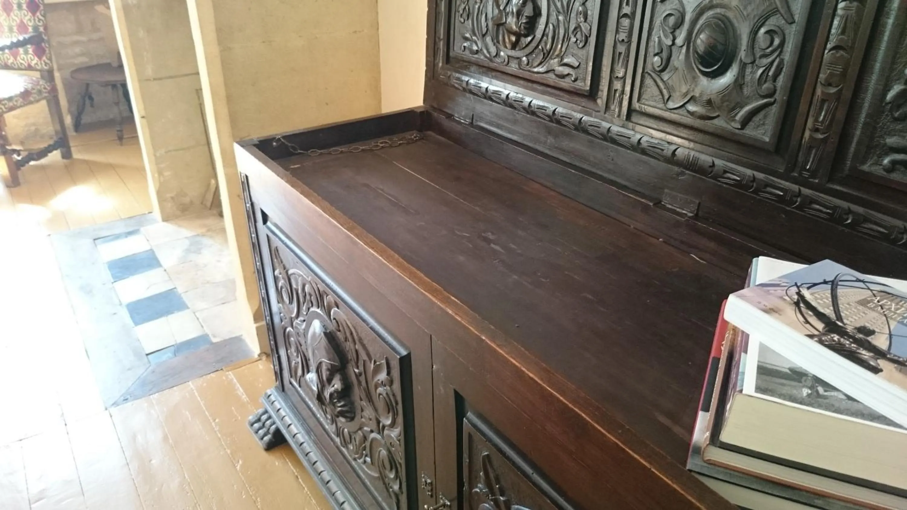 Lobby or reception in Rue du Château