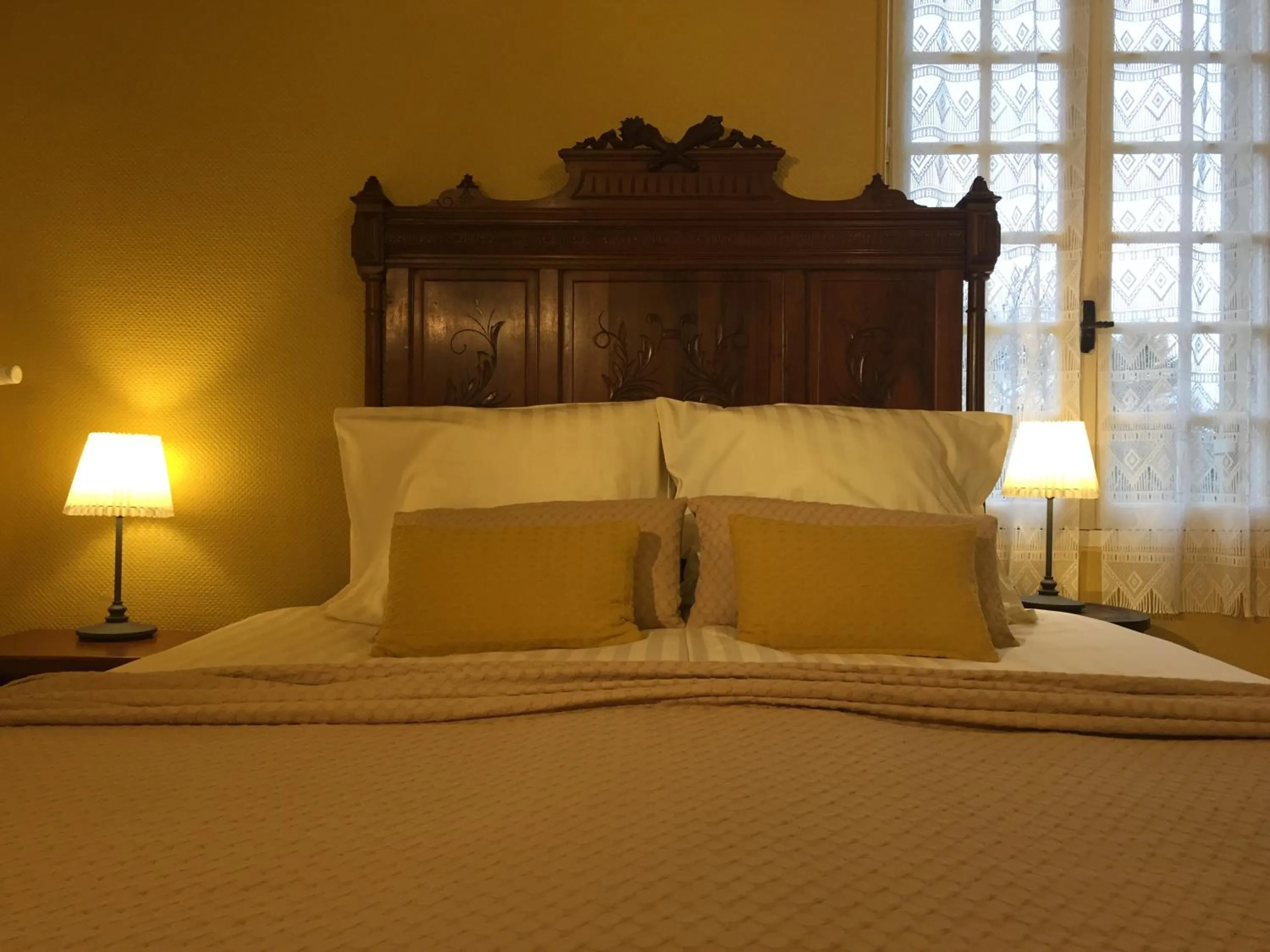 Bed in Rue du Château