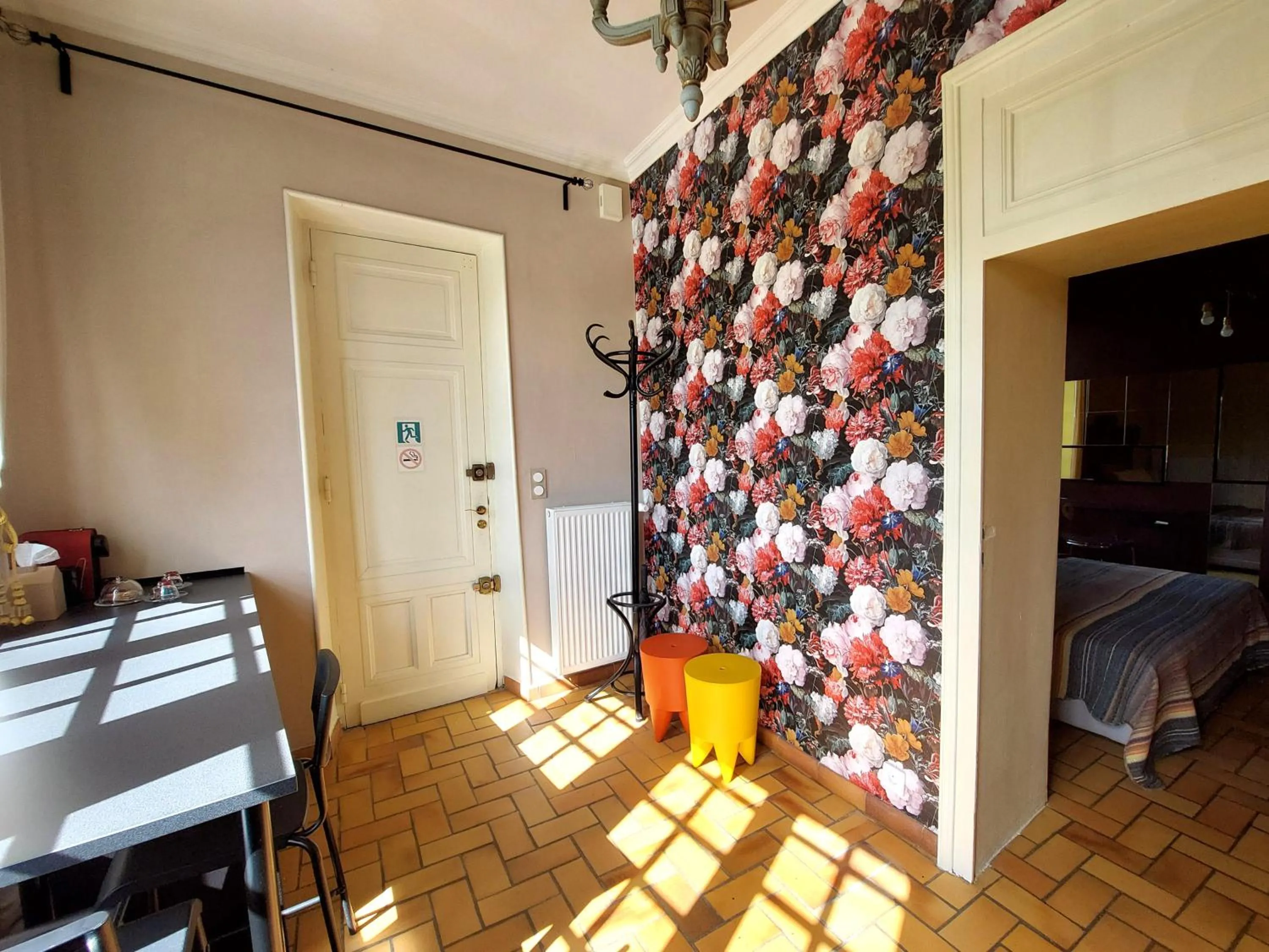 Dining area in Rue du Château