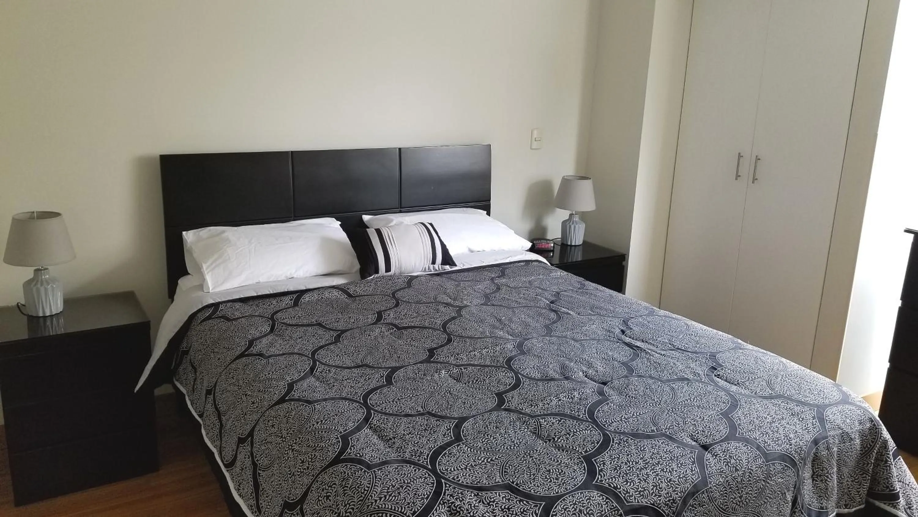 Bed in Miraflores Modern Baja Balta