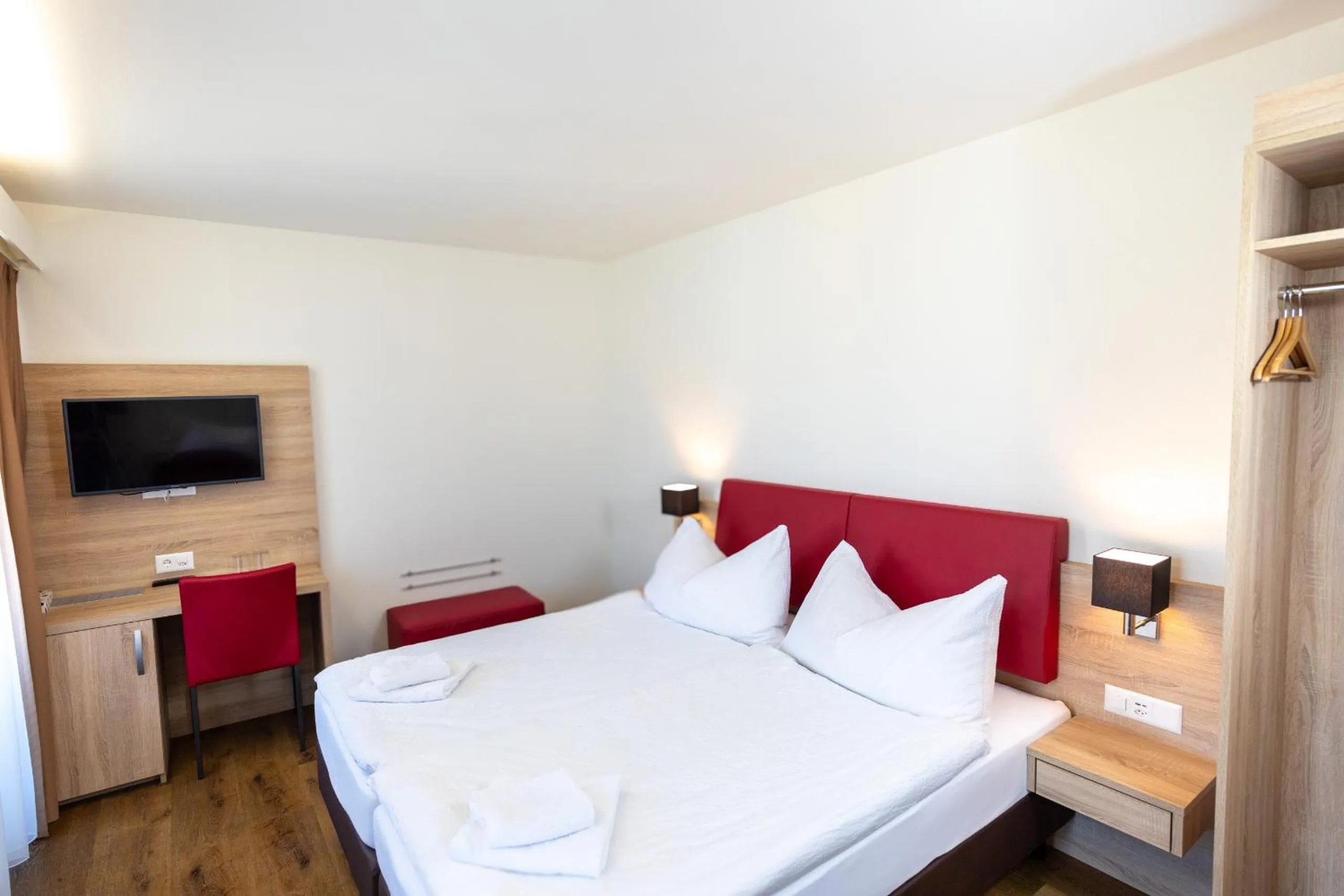 Bed in Hotel Alexander