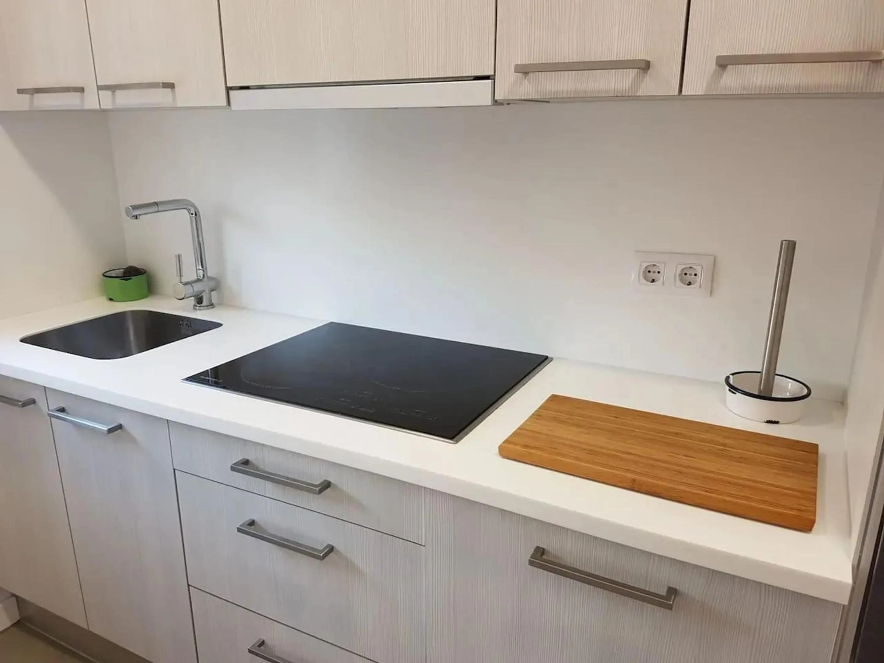 Kitchen or kitchenette in Charming House in Palamós near Beaches