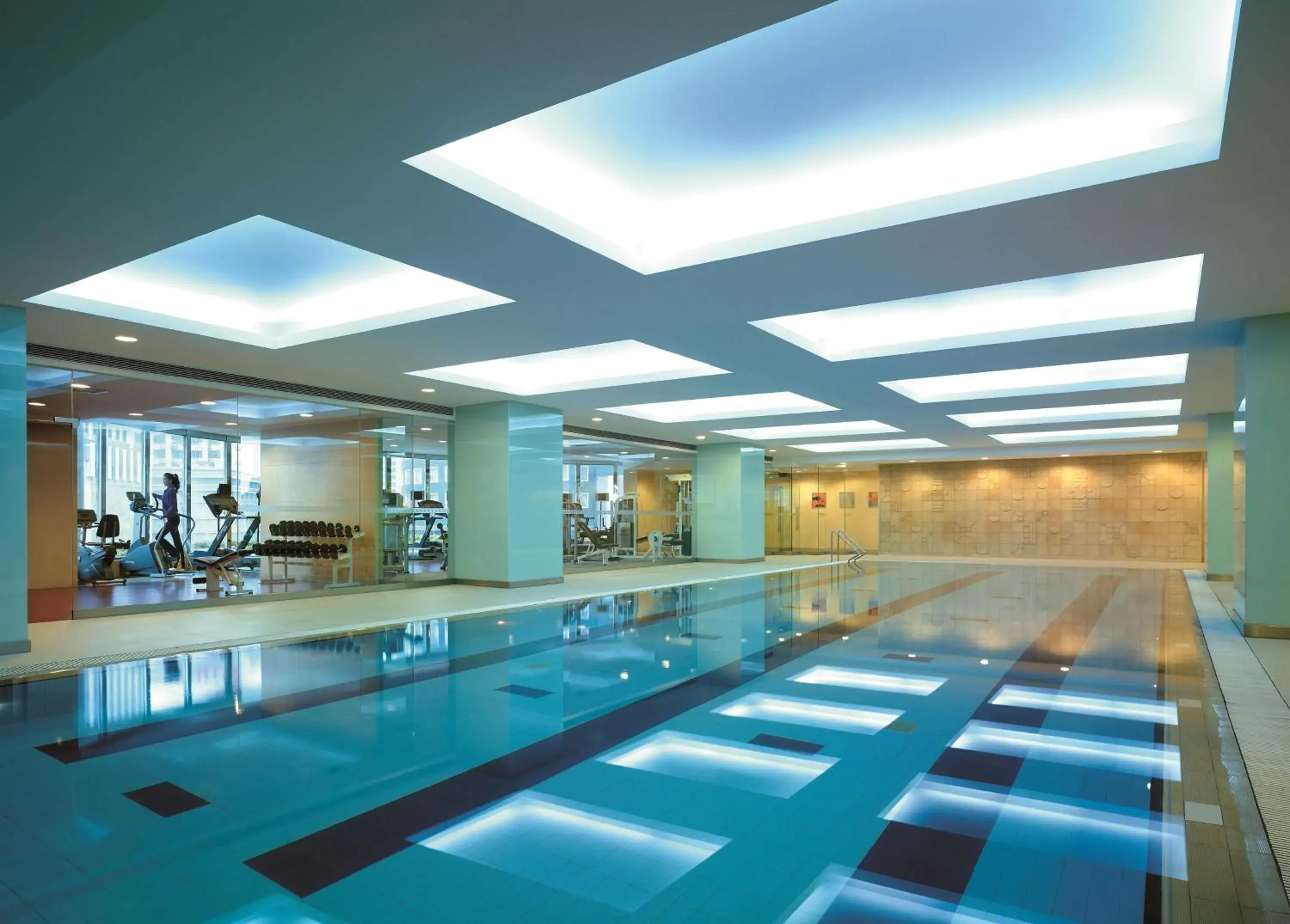 Swimming pool in Shangri-La Changchun Swimming pool in Shangri-La Changchun