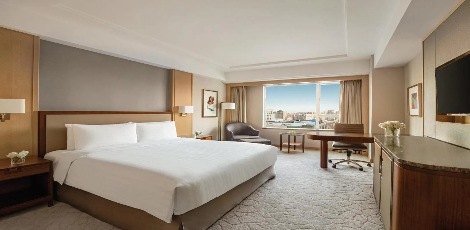 Photo of the whole room, Bed in Shangri-La Changchun