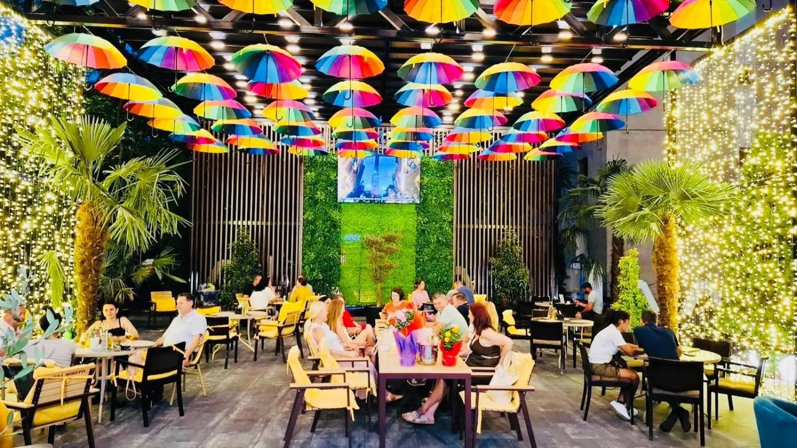 Restaurant/places to eat in Eurohotel