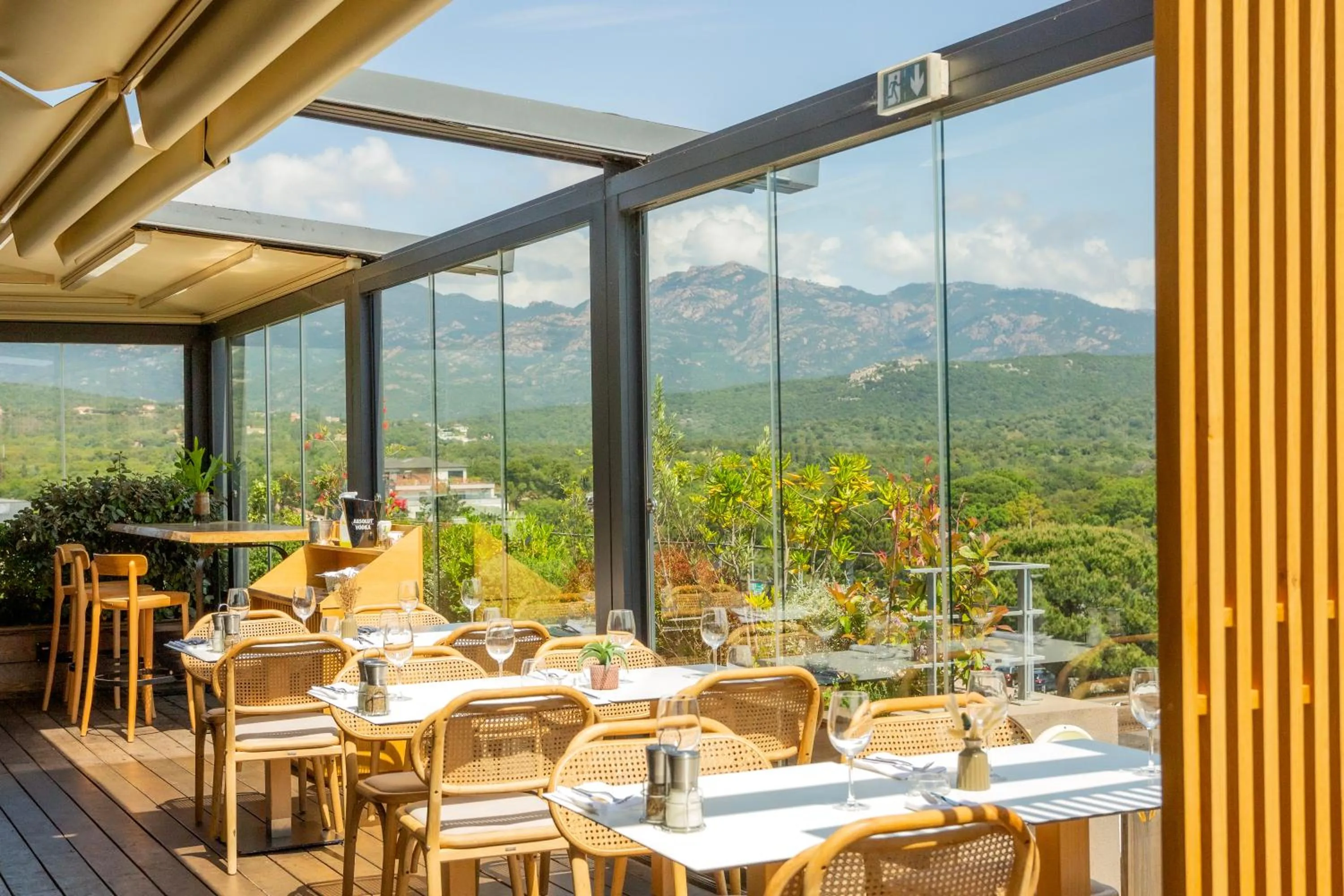 Restaurant/places to eat in Le Balamina