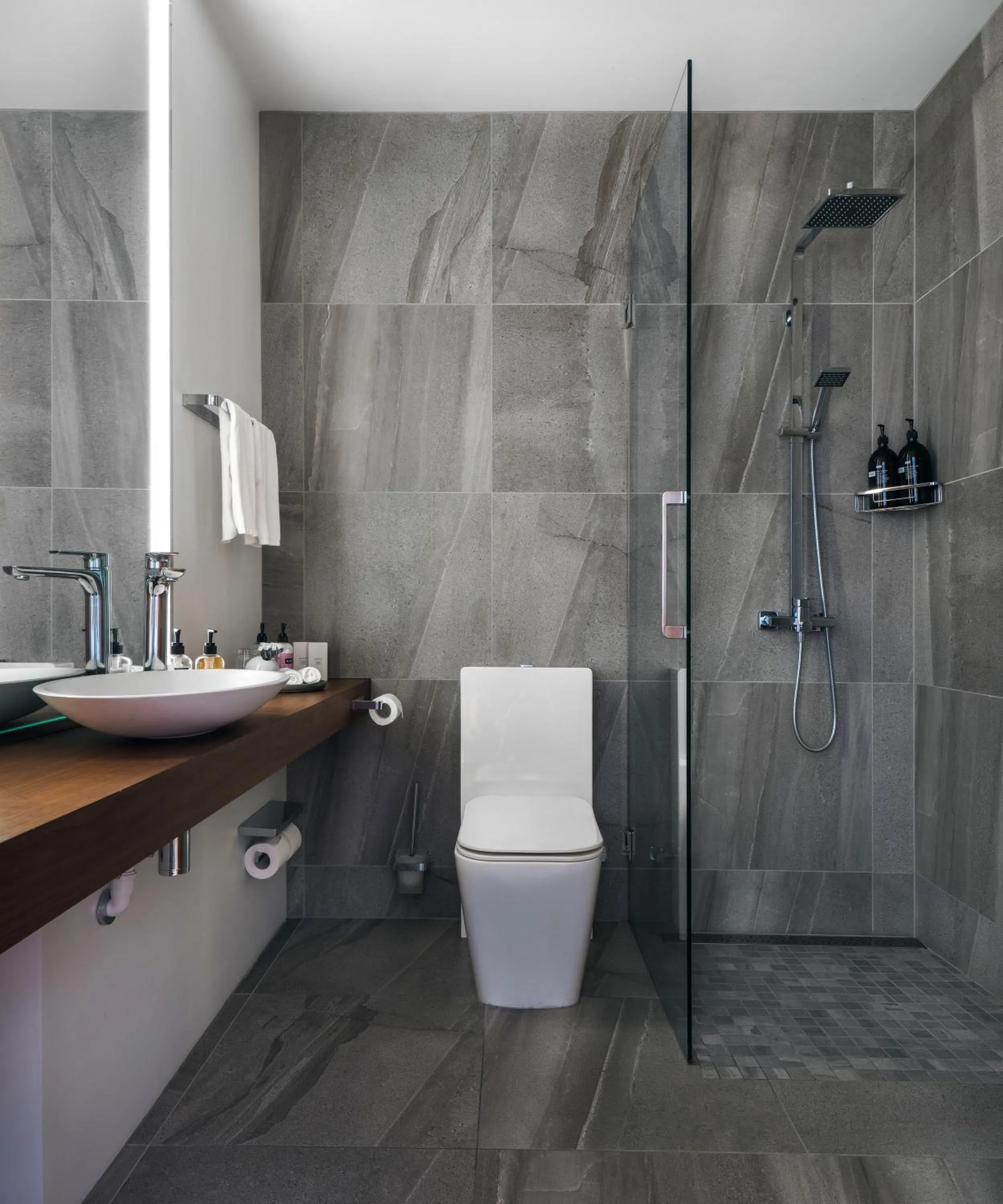 Bathroom in Umi Hotel