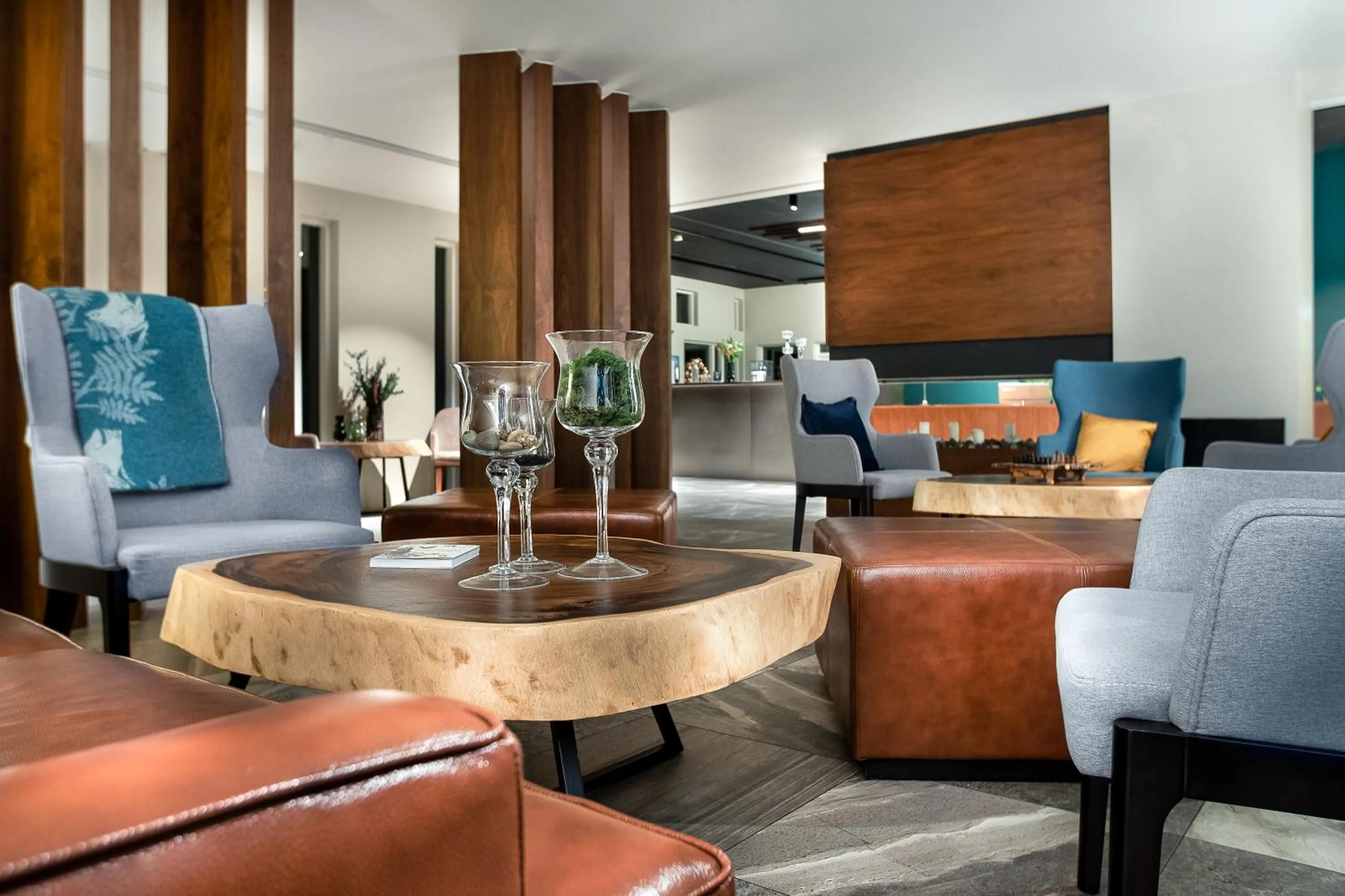 Communal lounge/ TV room in Umi Hotel