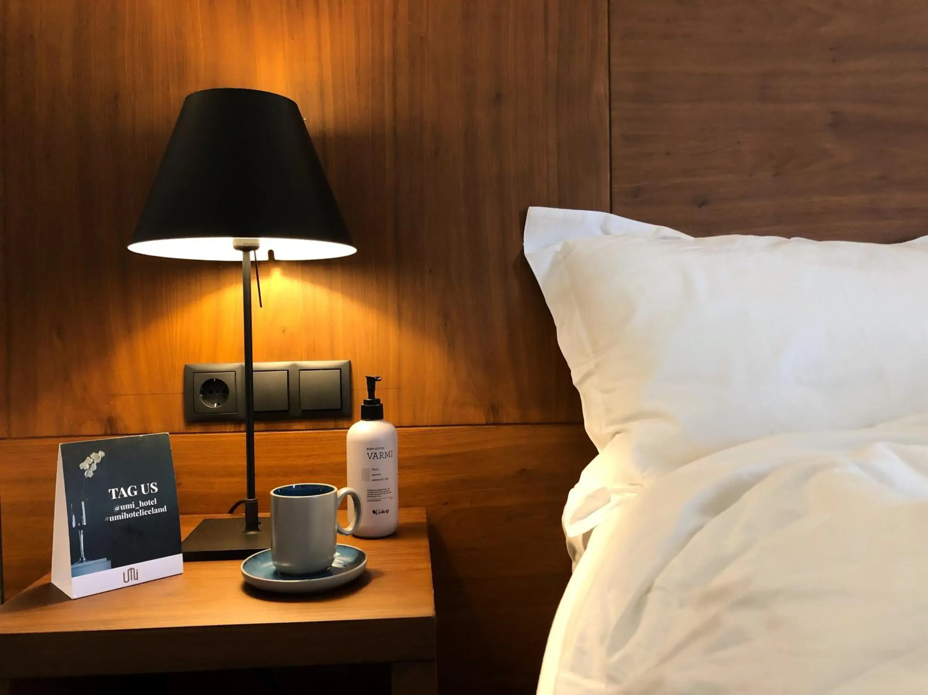 Bedroom, Bed in Umi Hotel Bedroom, Bed in Umi Hotel