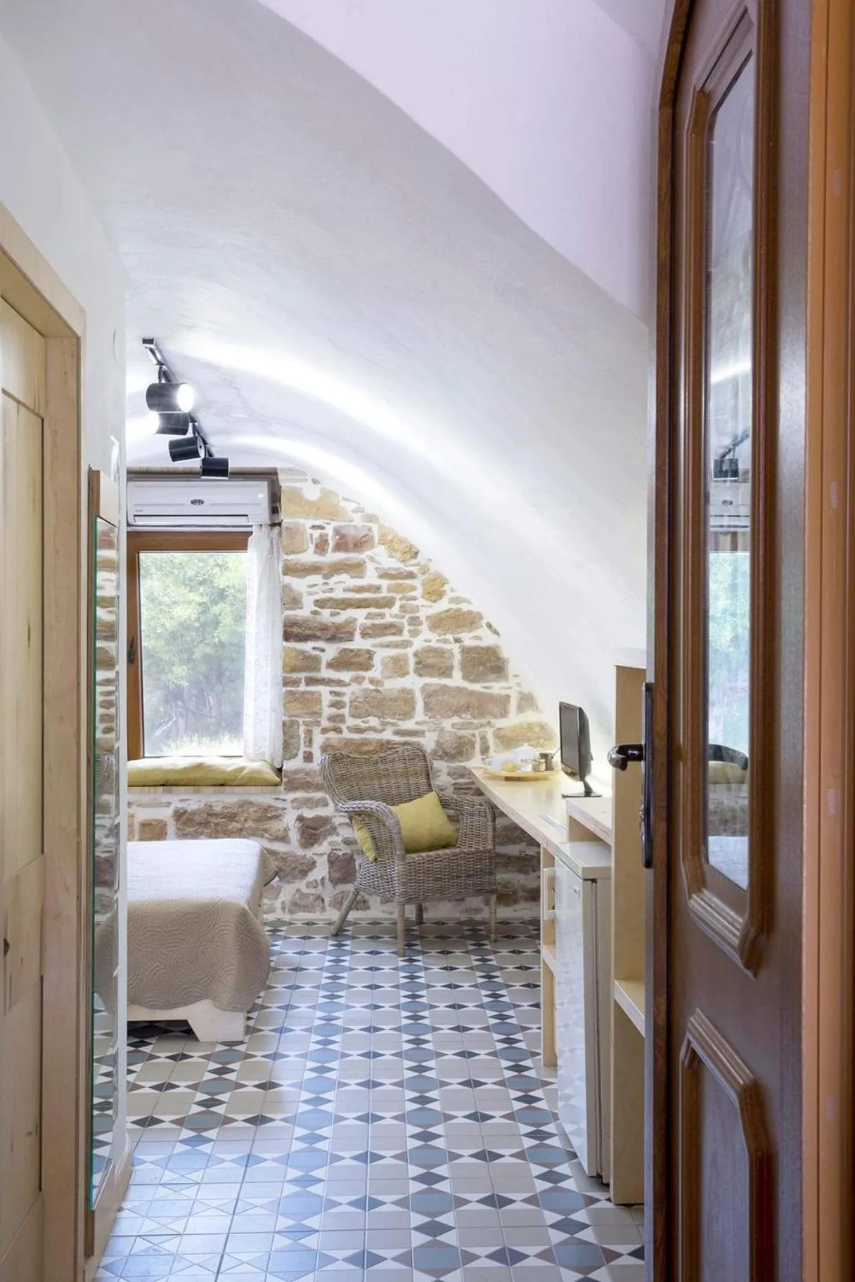 bunk bed in Voulamandis House