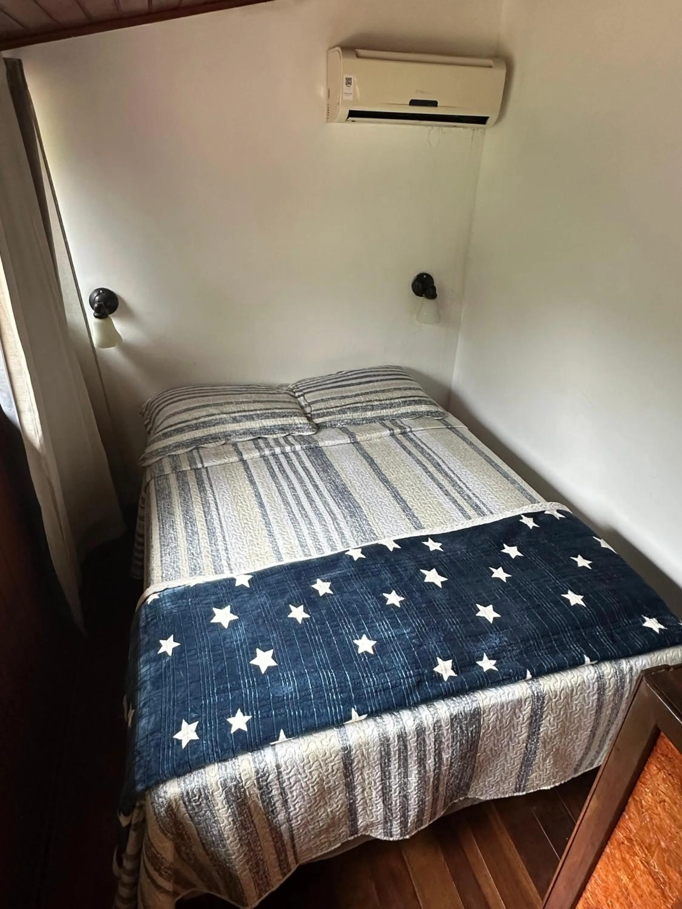 Bed in Biergarten Hostel