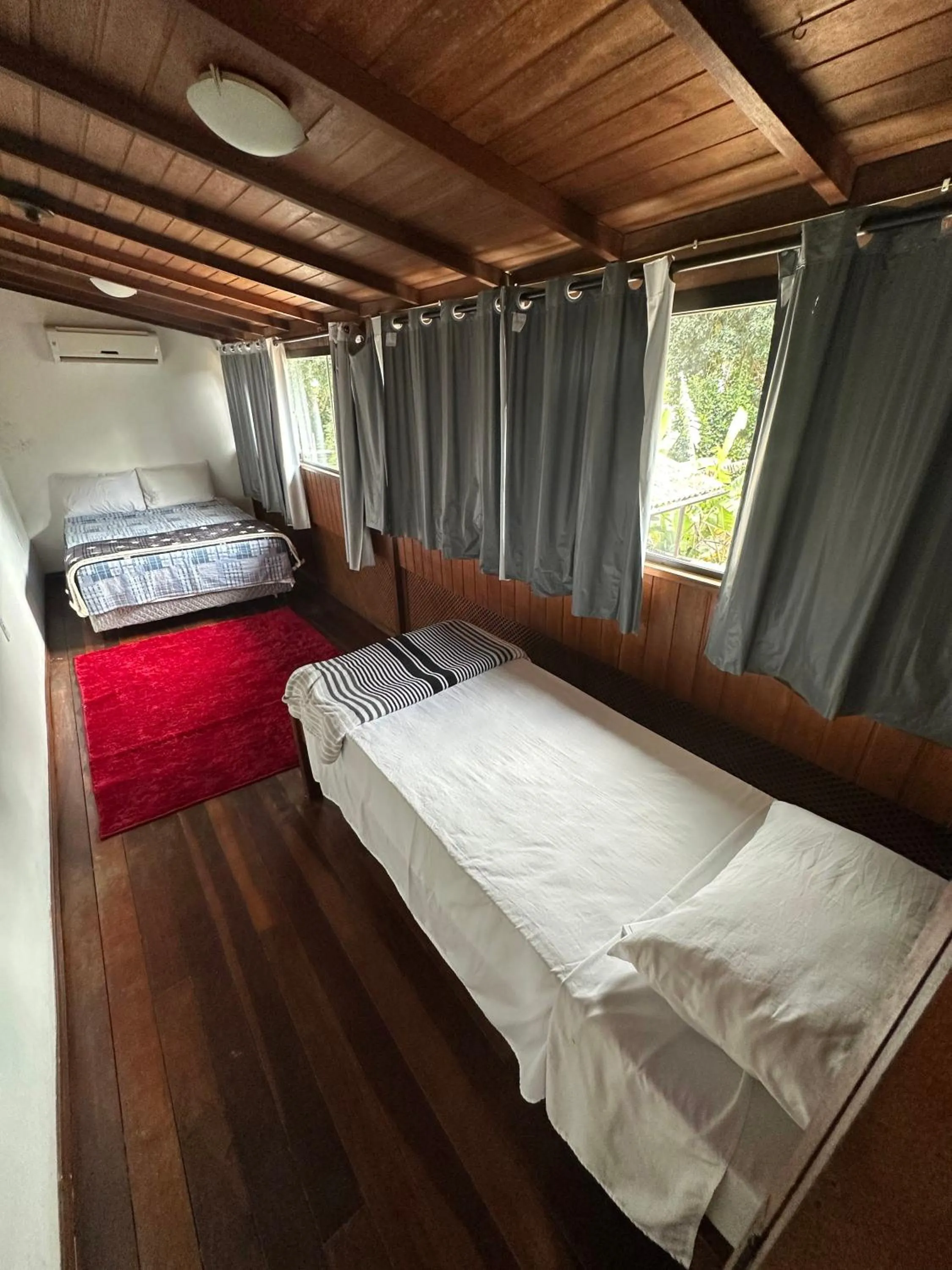 Photo of the whole room, Bed in Biergarten Hostel