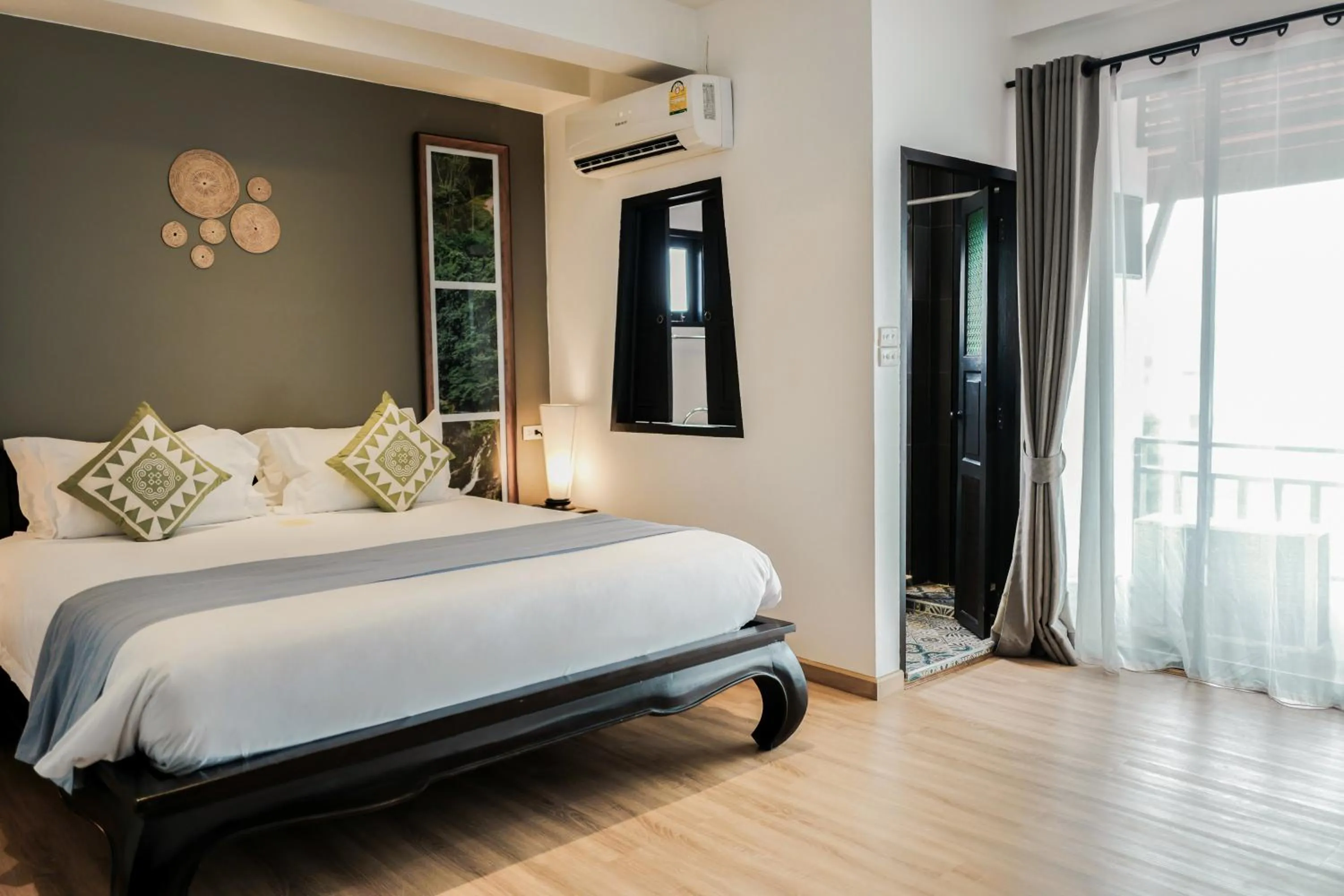 Bed in THEE Kashatharn by TH District