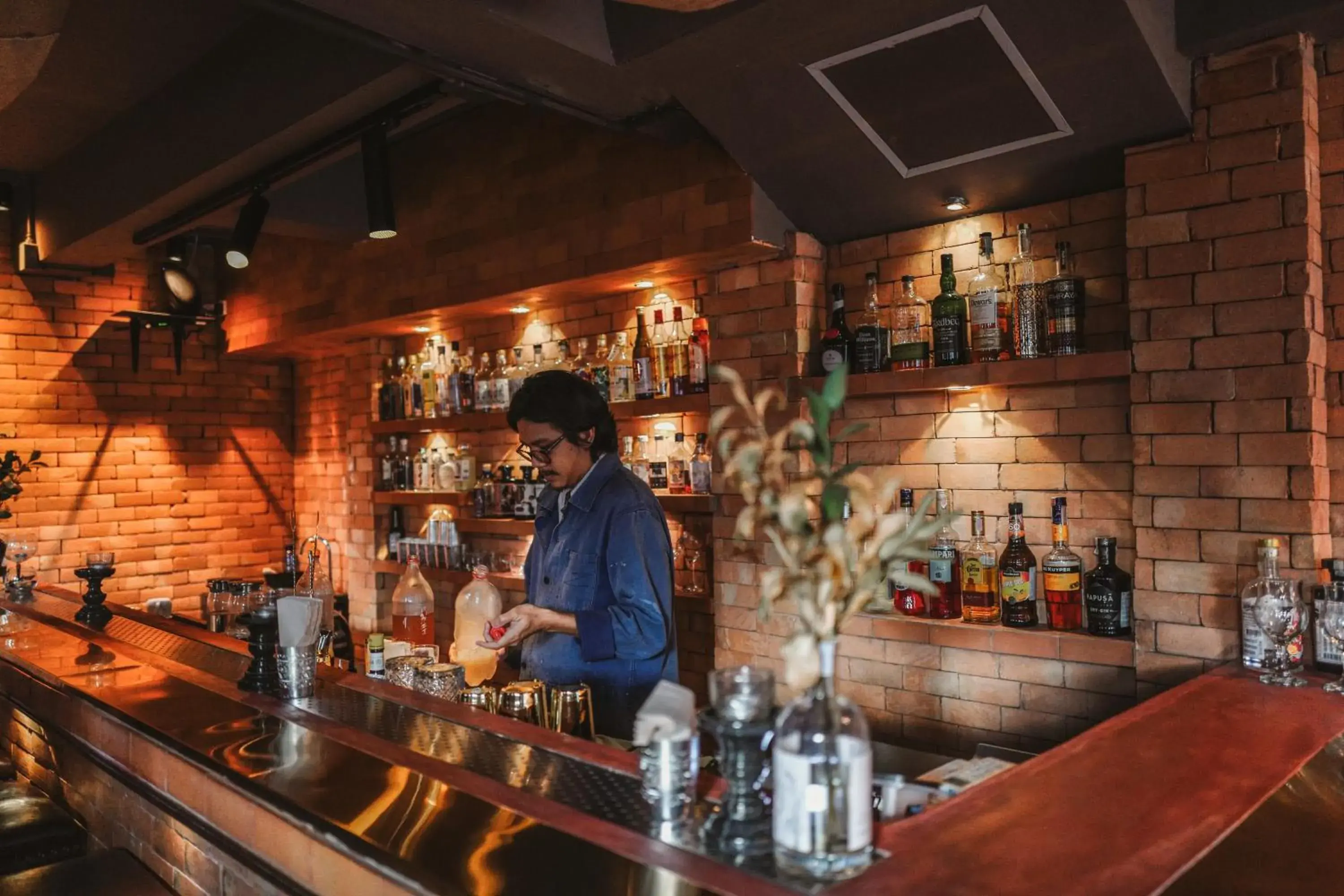 Food and drinks in THEE Kashatharn by TH District Food and drinks in THEE Kashatharn by TH District