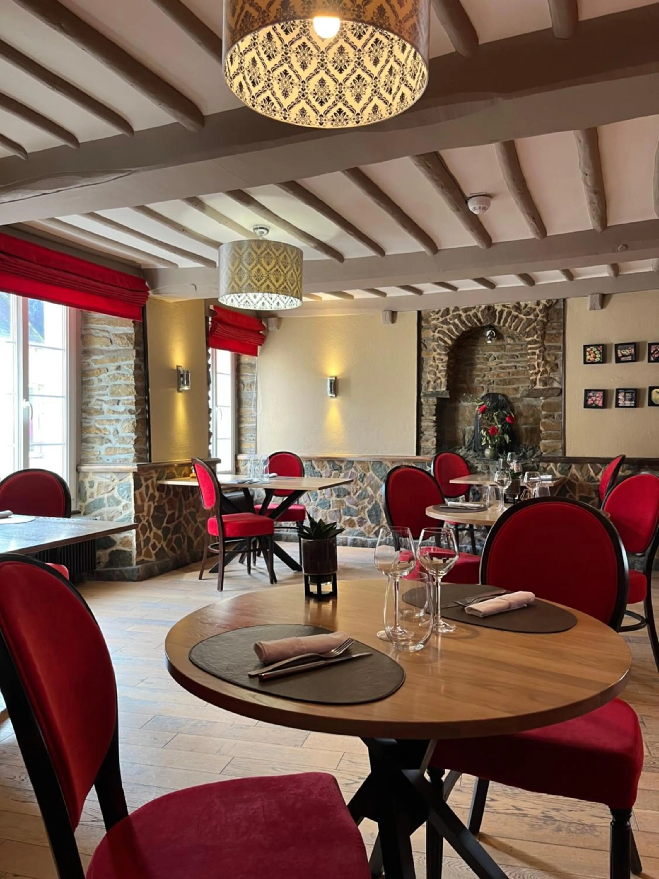 Restaurant/places to eat in Logis Hotel Spa Restaurant Au Site Normand