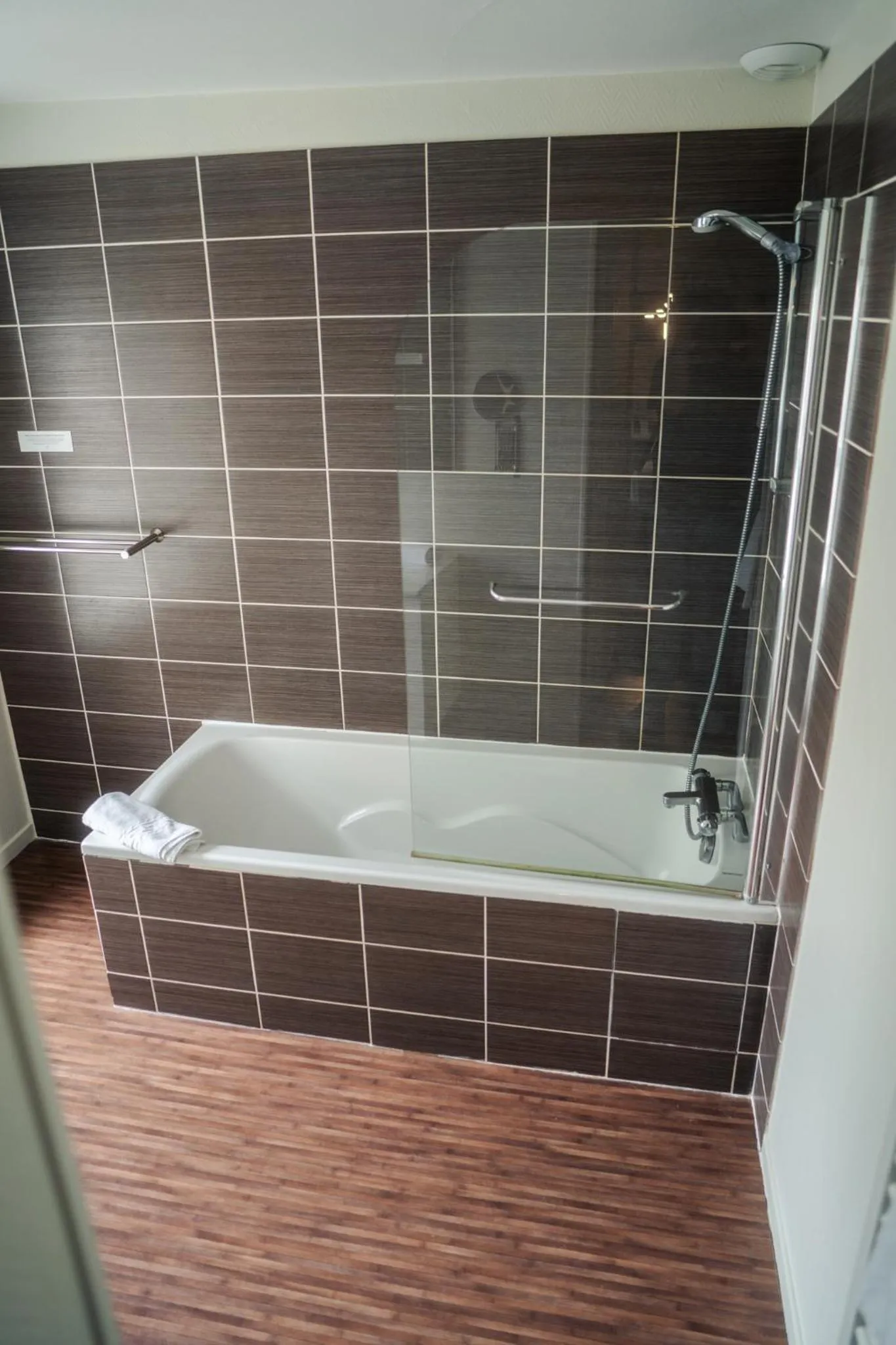 Toilet in Logis Hotel Spa Restaurant Au Site Normand