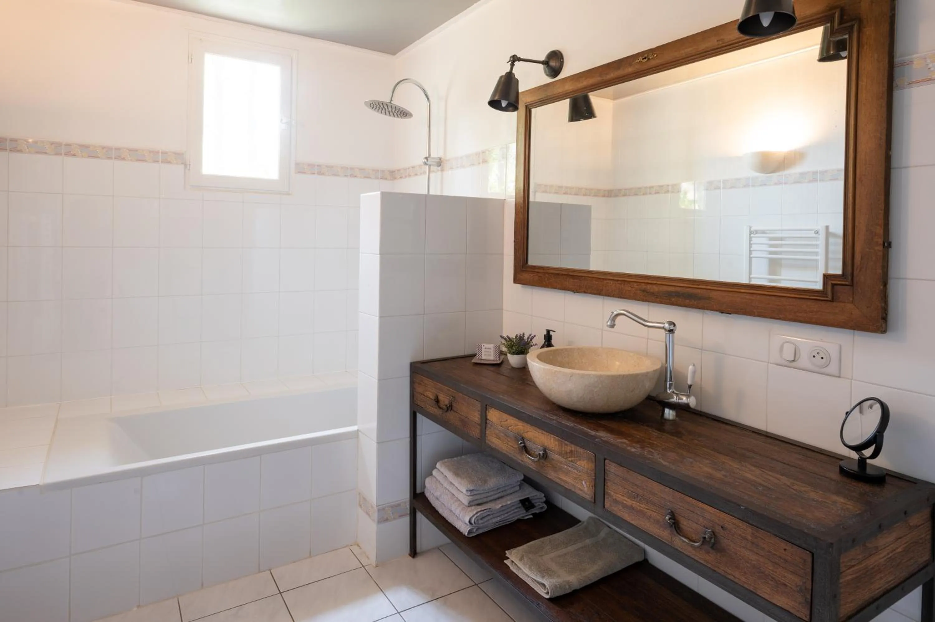 Bathroom in Mas des Prevots B&B