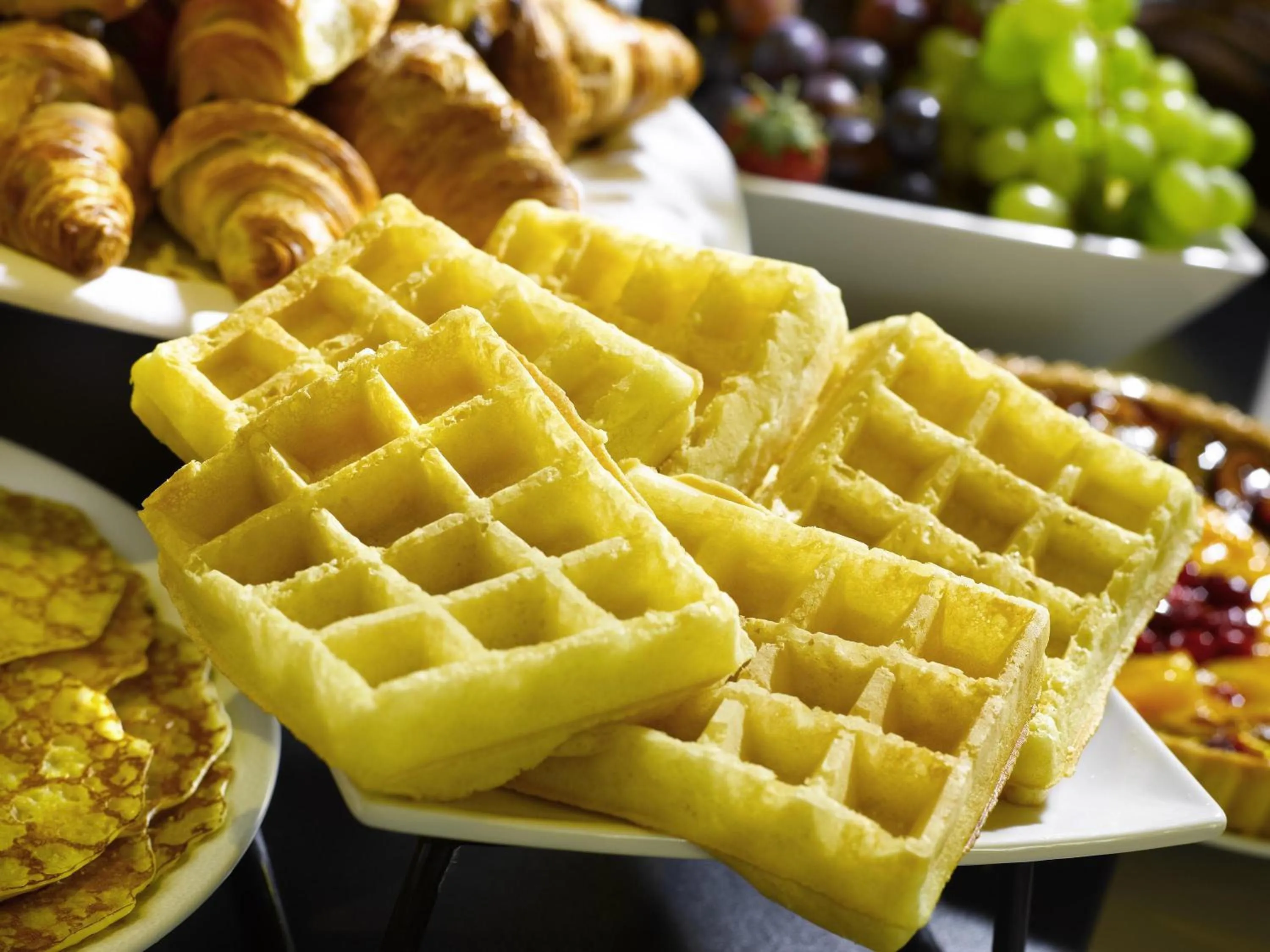 Breakfast in Novotel Bordeaux Centre Gare Saint Jean