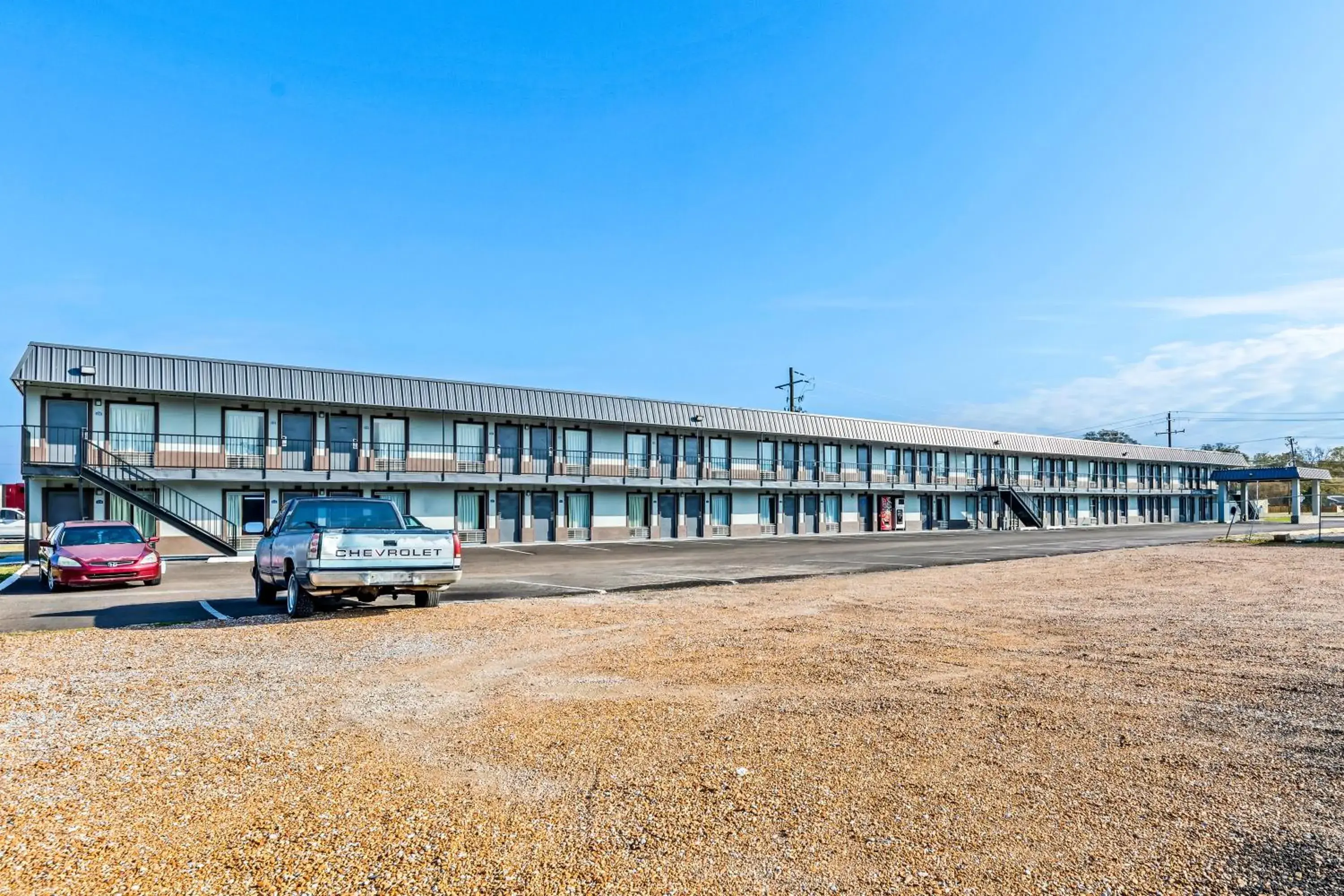 Property building in Americas Best Value Inn-Indianola Property building in Americas Best Value Inn-Indianola