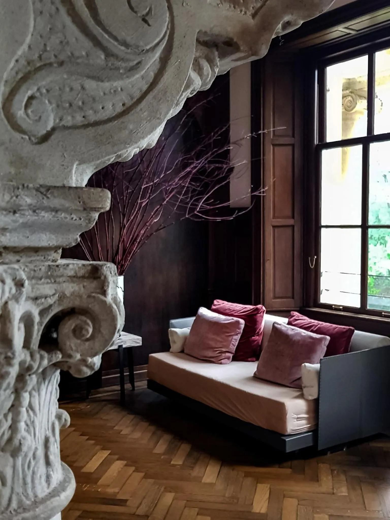 Decorative detail in Parc Broekhuizen l Culinair landgoed