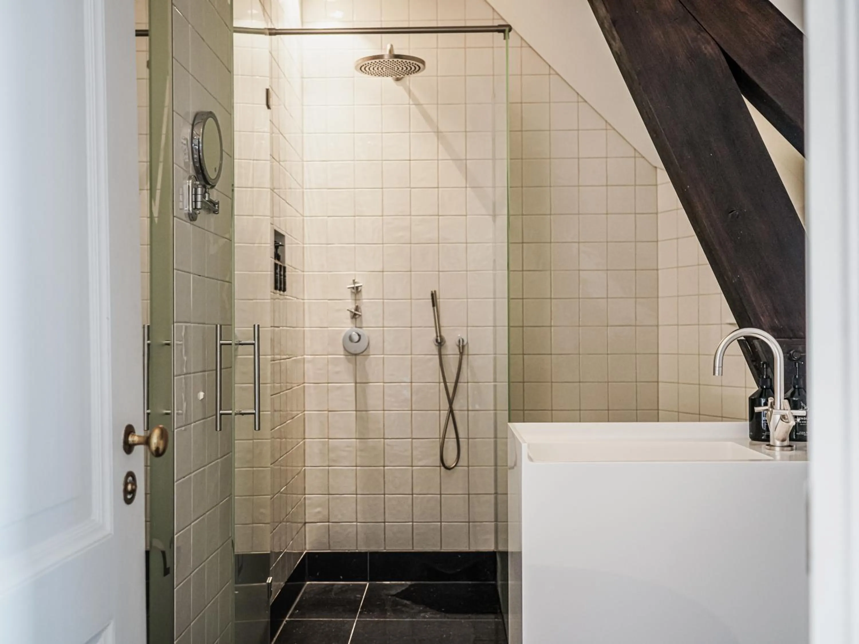 Bathroom in Parc Broekhuizen l Culinair landgoed