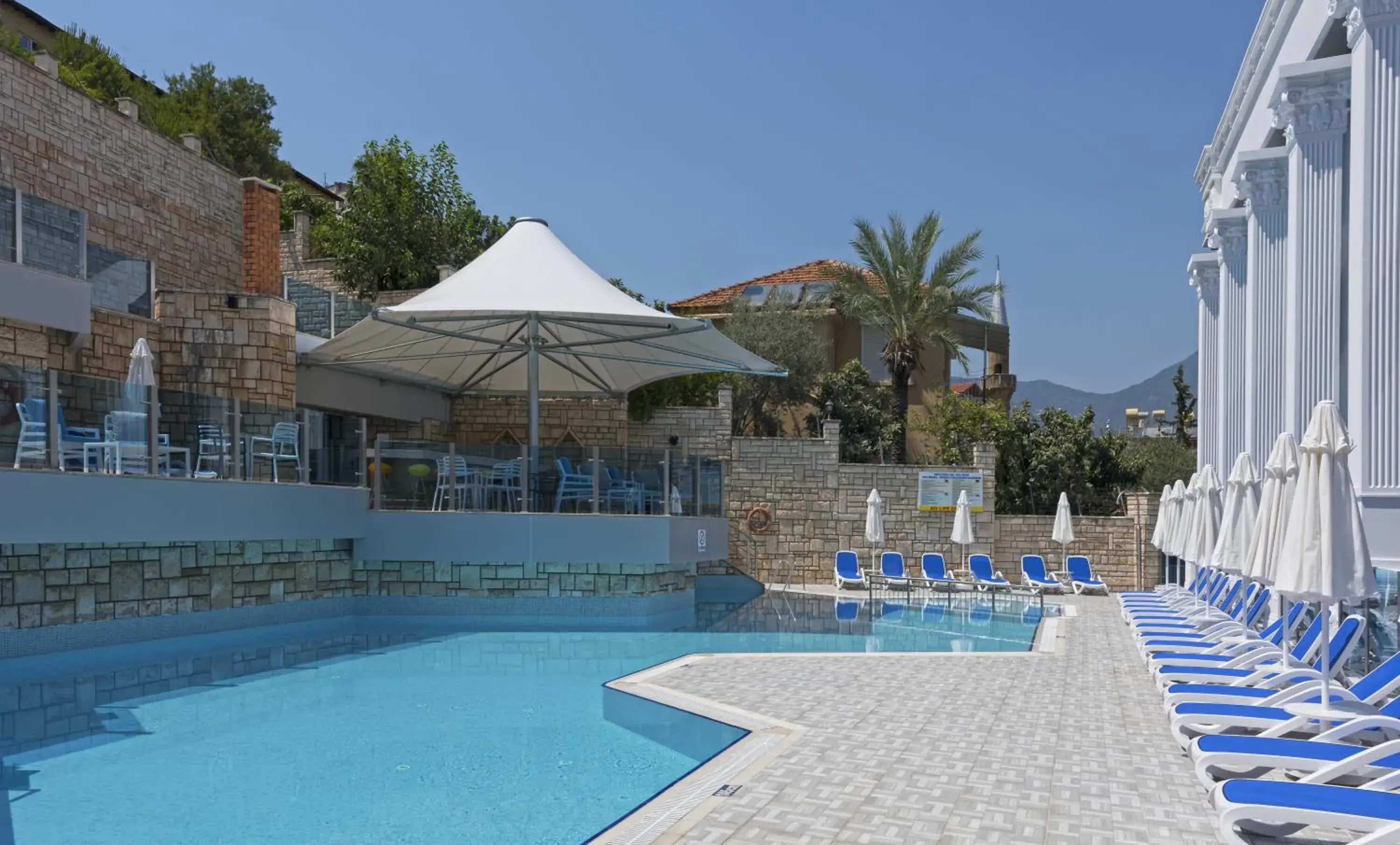 Swimming Pool in Hotel Kaptan