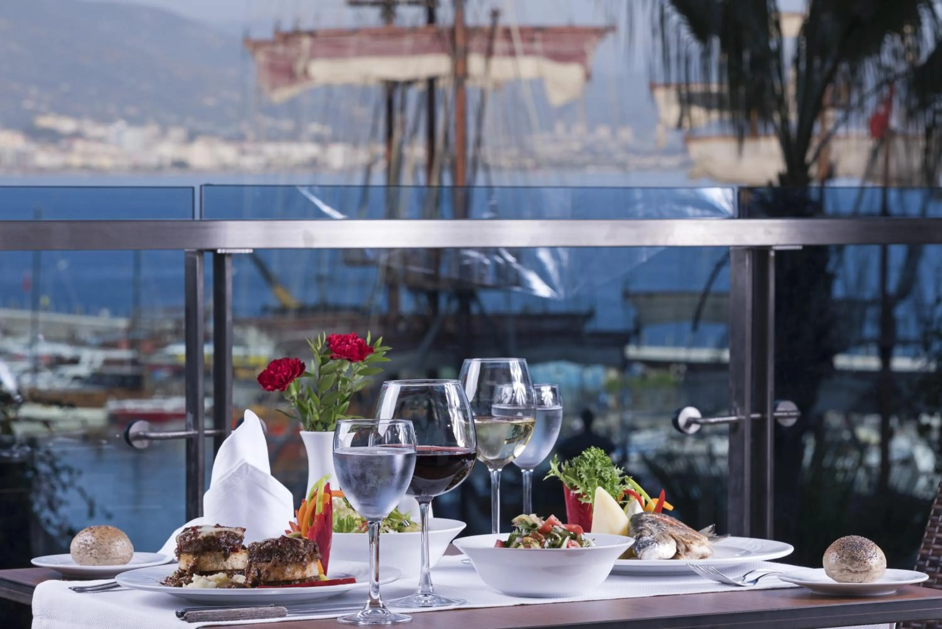 Balcony/Terrace in Kaptan Hotel