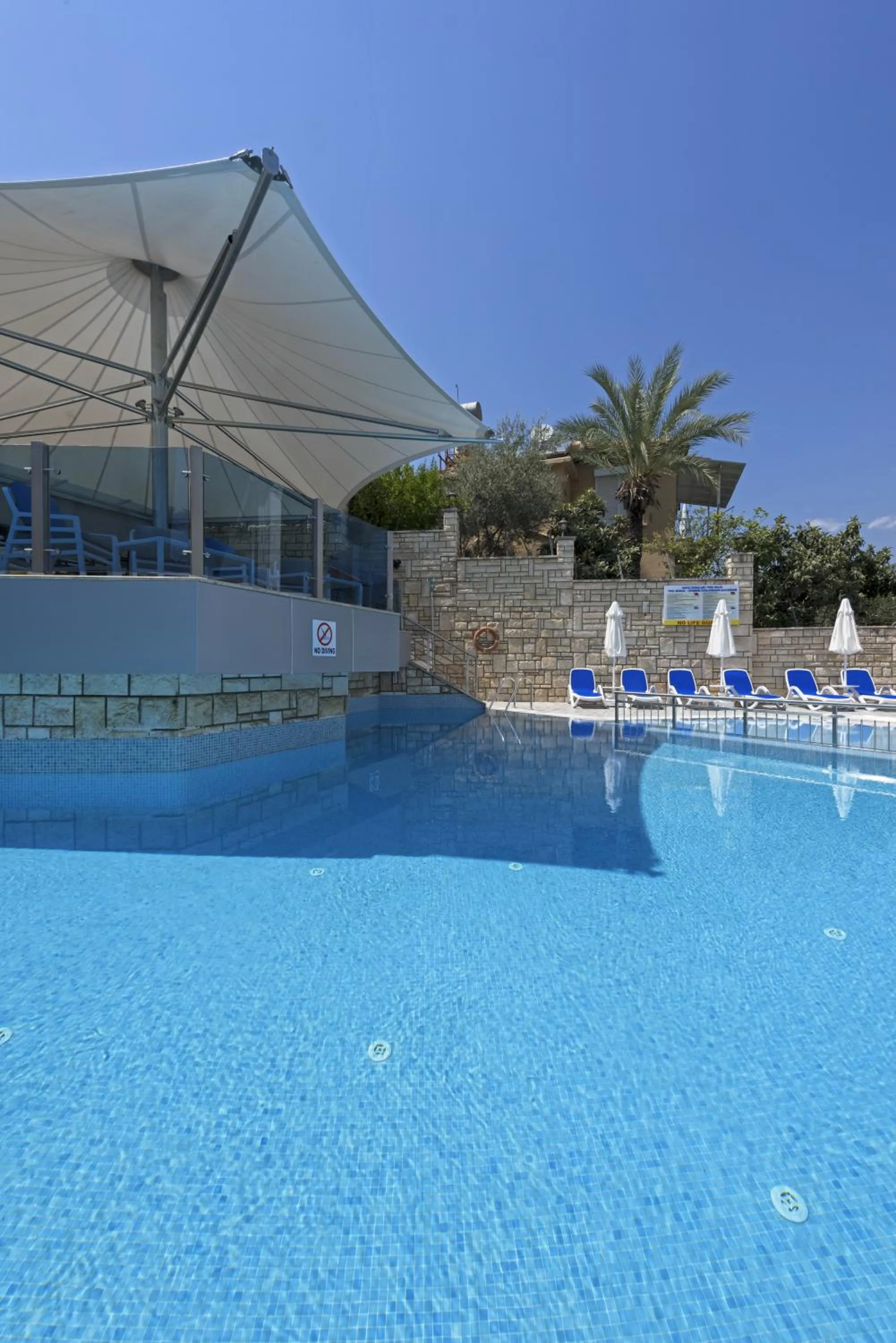 Pool view in Kaptan Hotel