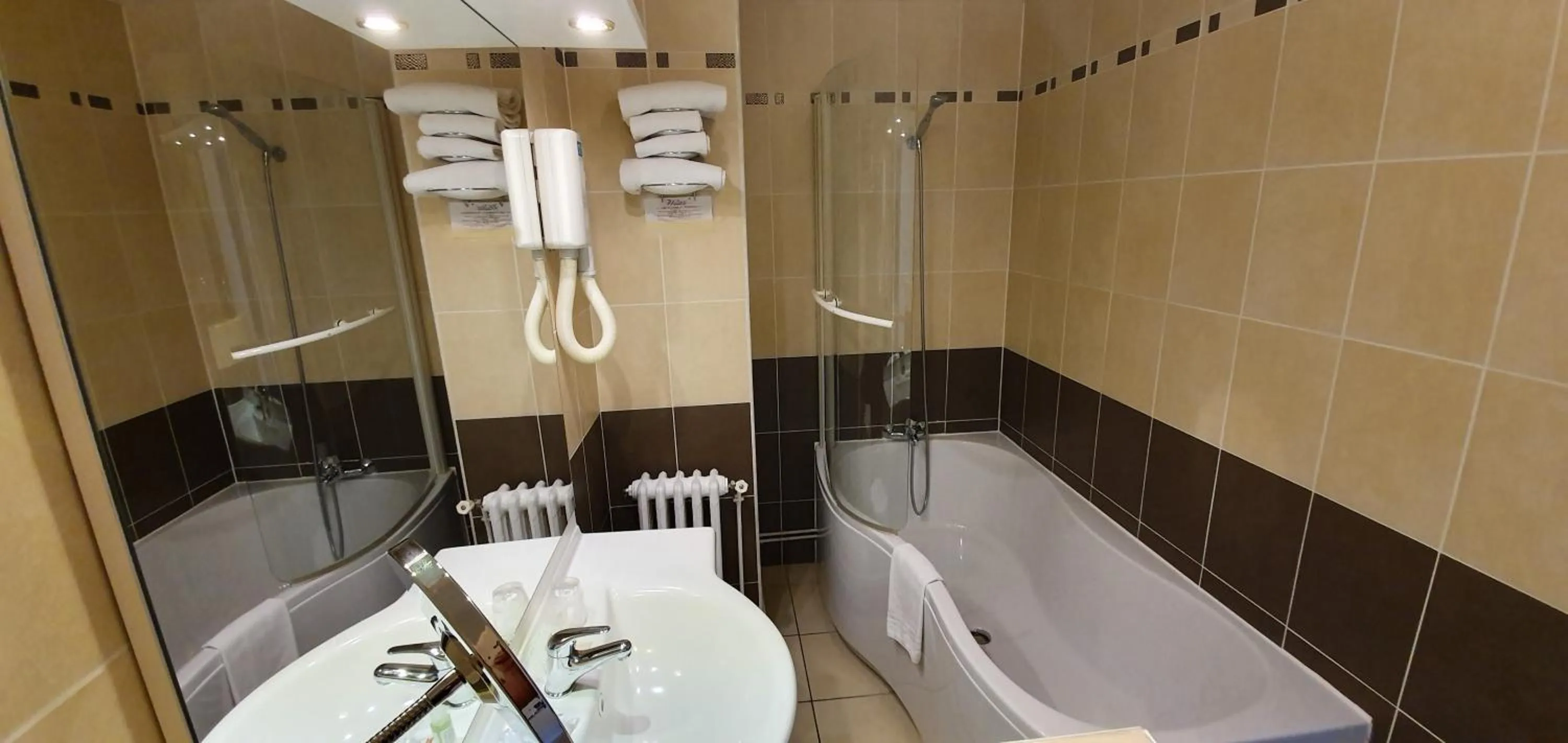 Hôtel Windsor Contact Hôtel