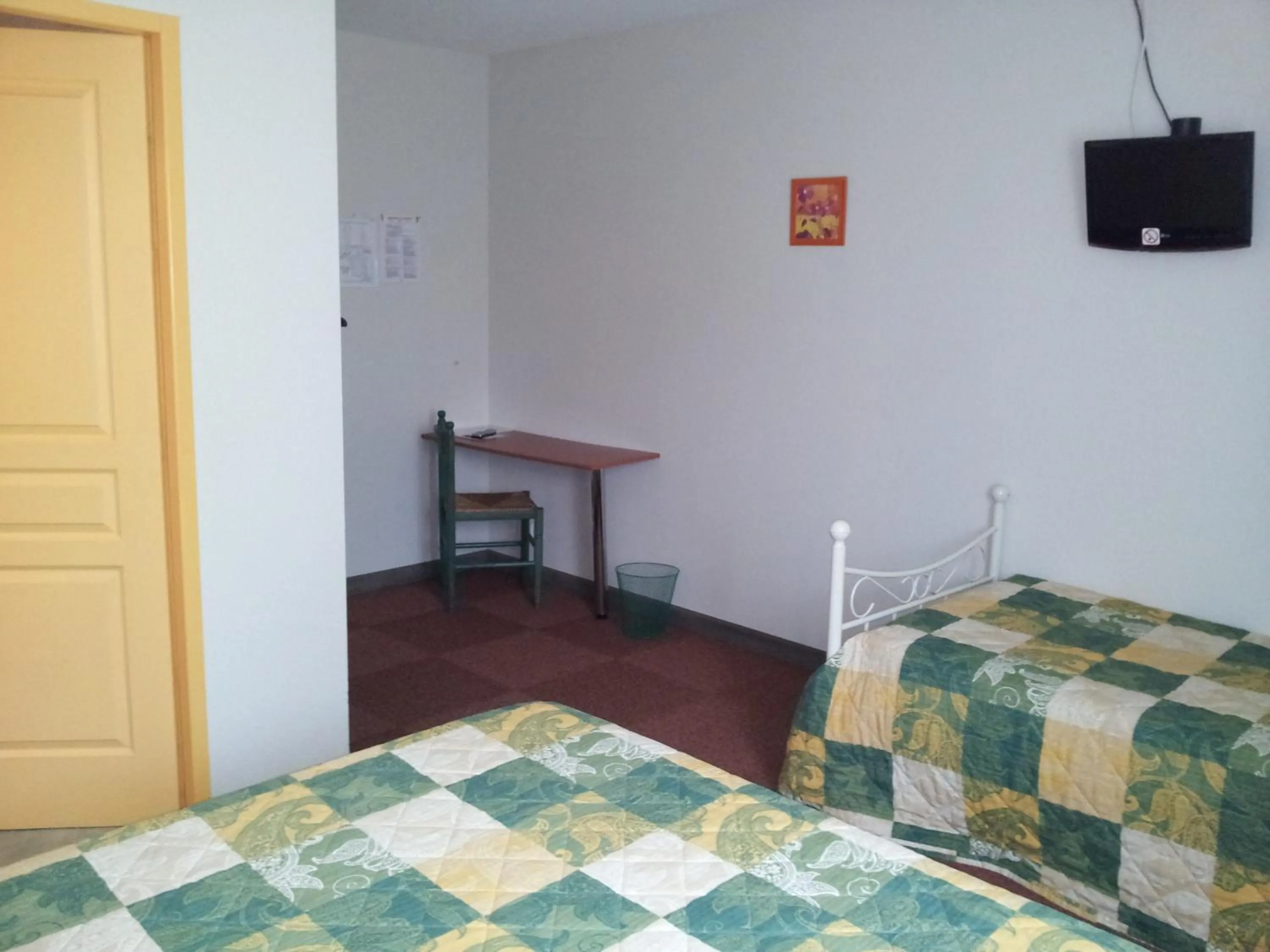 Bedroom, Bed in Tour Hôtel