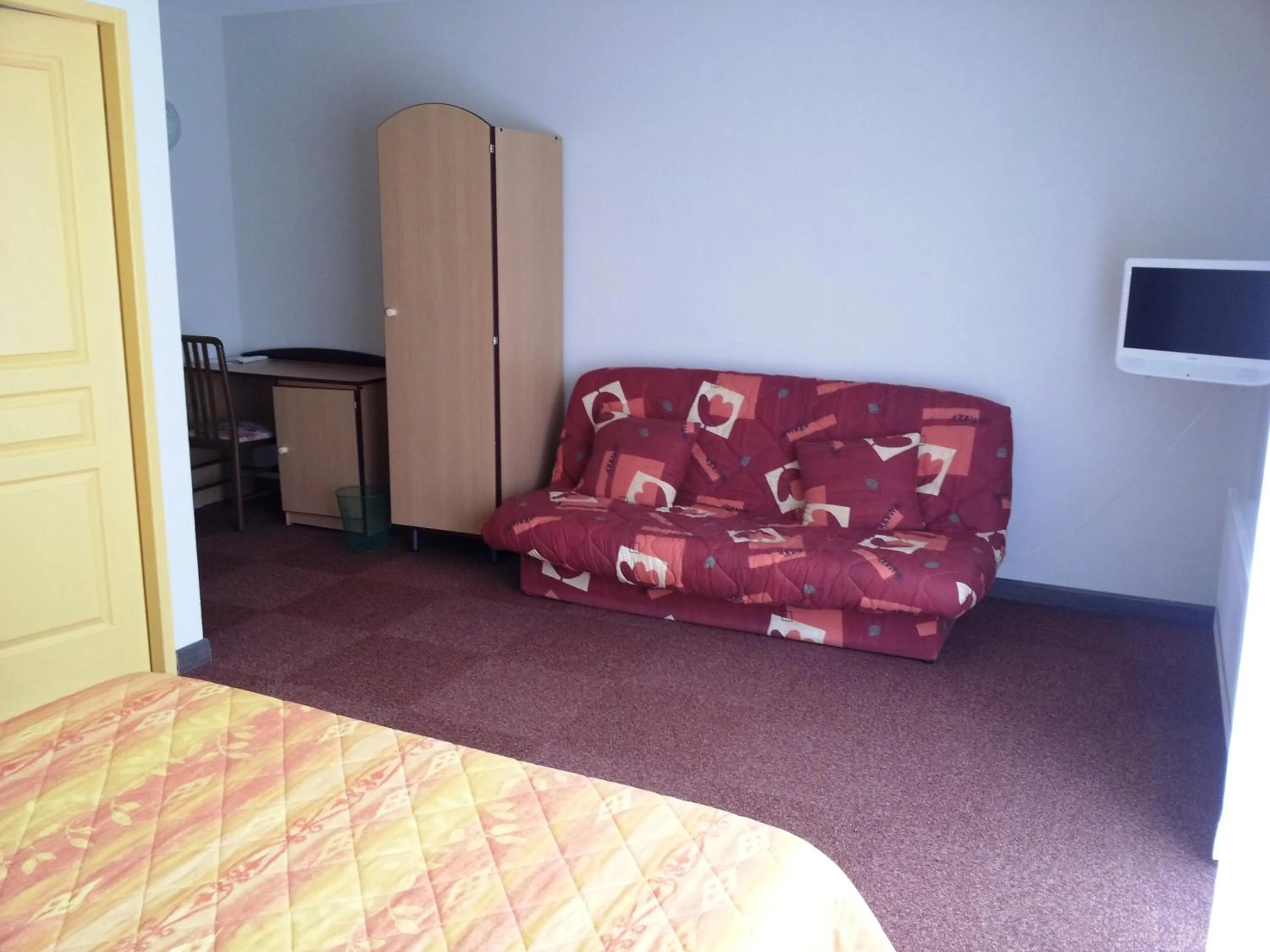 Bedroom, Bed in Tour Hôtel