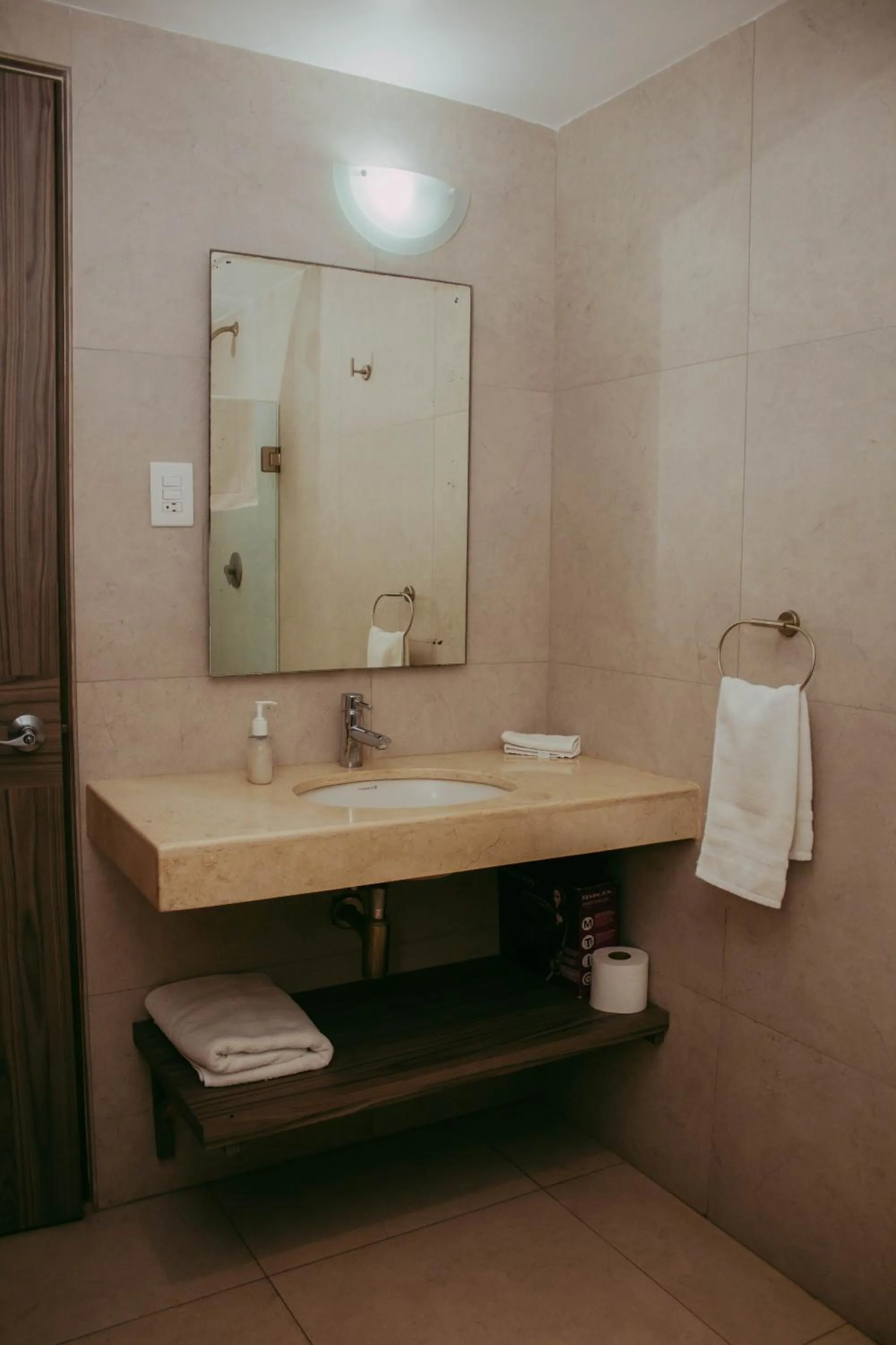 Millenium Plaza & Suites