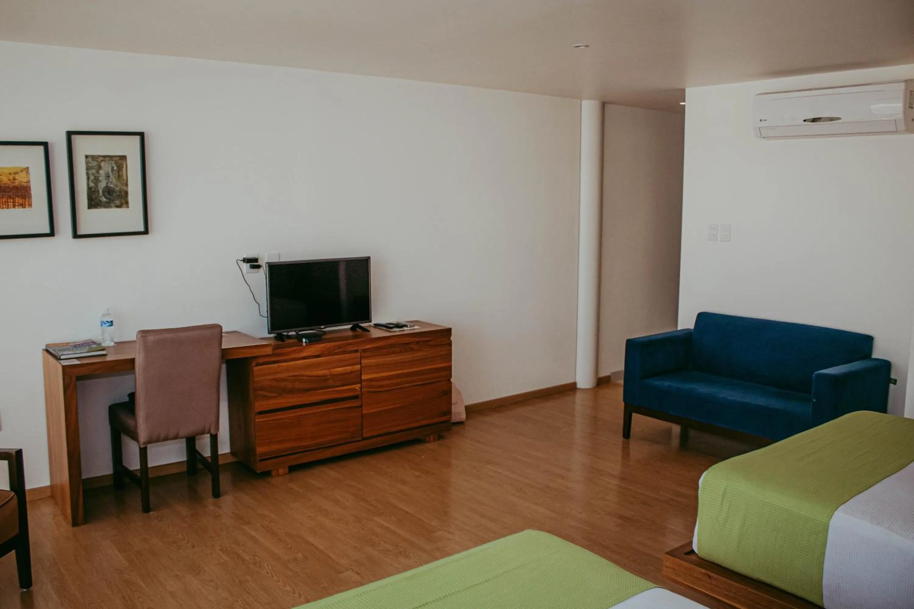 Millenium Plaza & Suites