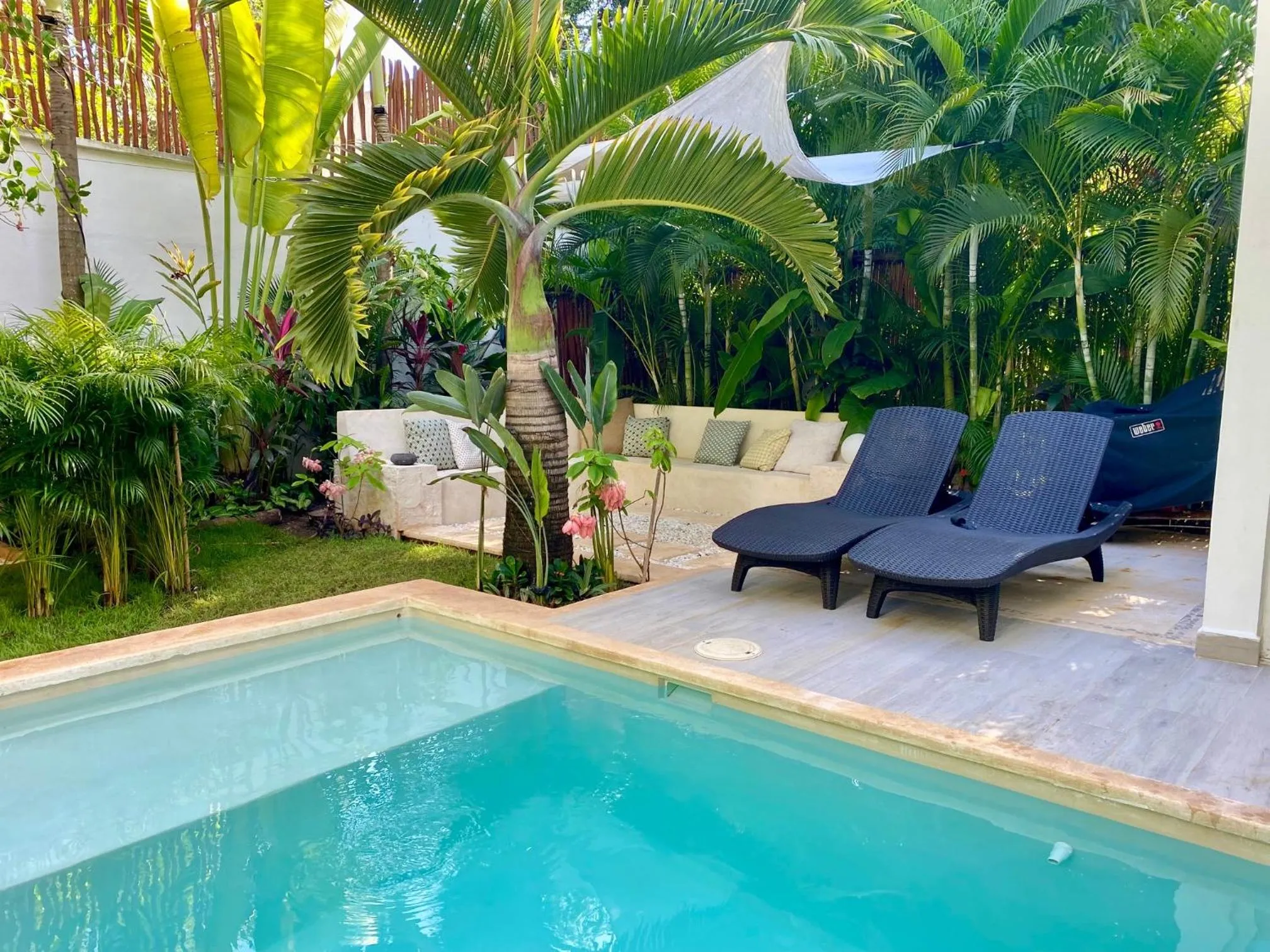 Swimming pool in Luxury Private Villas , Private Pool, Private garden, Jacuzzi, 24hours security