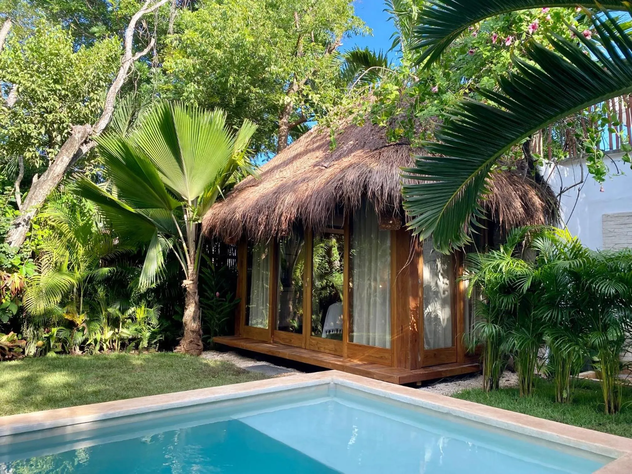 Luxury Private Villas , Private Pool, Private garden, Jacuzzi, 24hours security