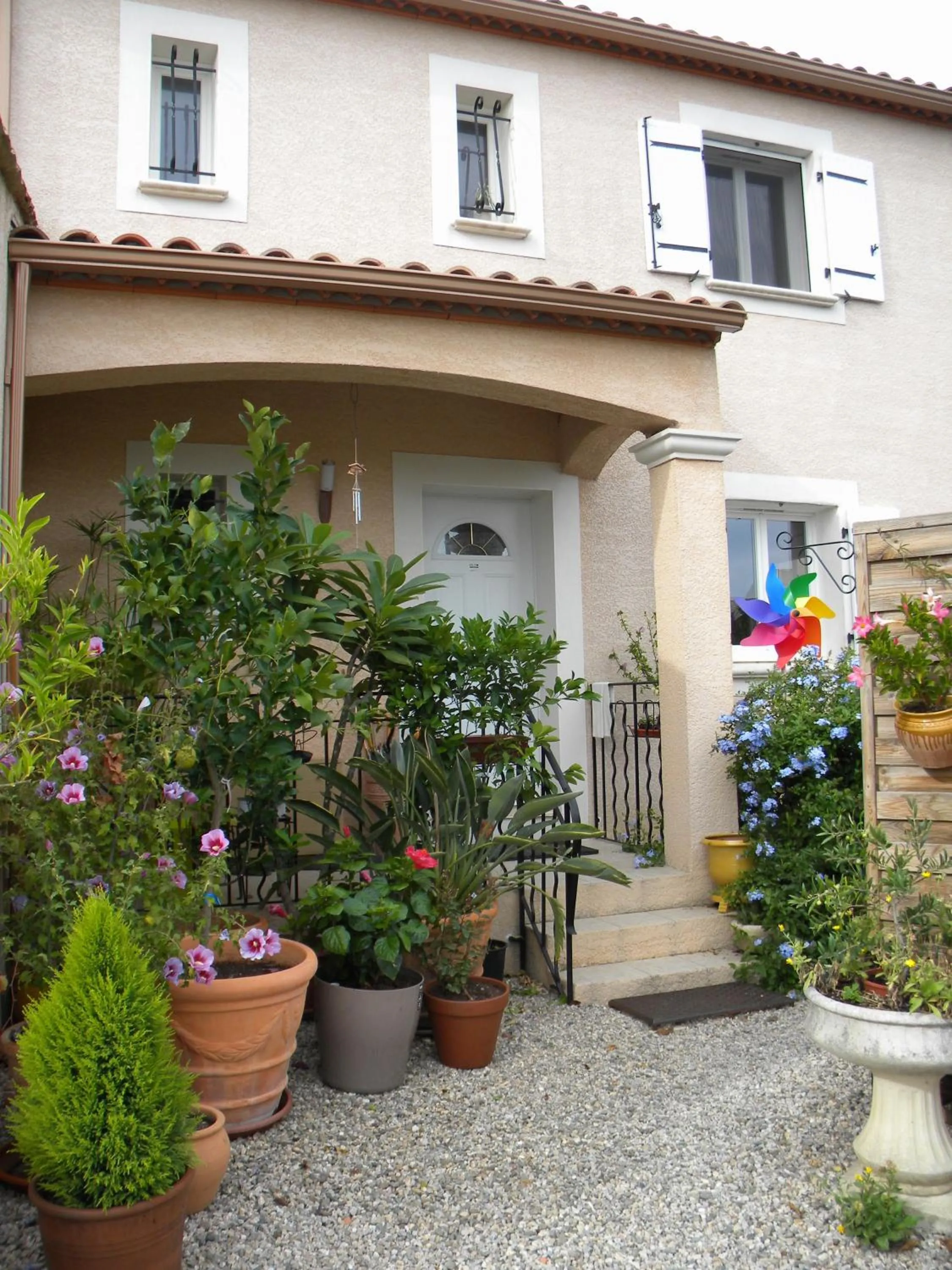 Facade/entrance in Chez Patrick Roujan