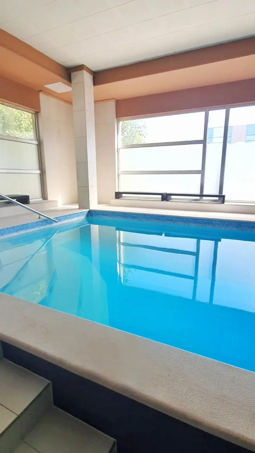 Swimming pool in Hotel Brotnjo Swimming pool in Hotel Brotnjo